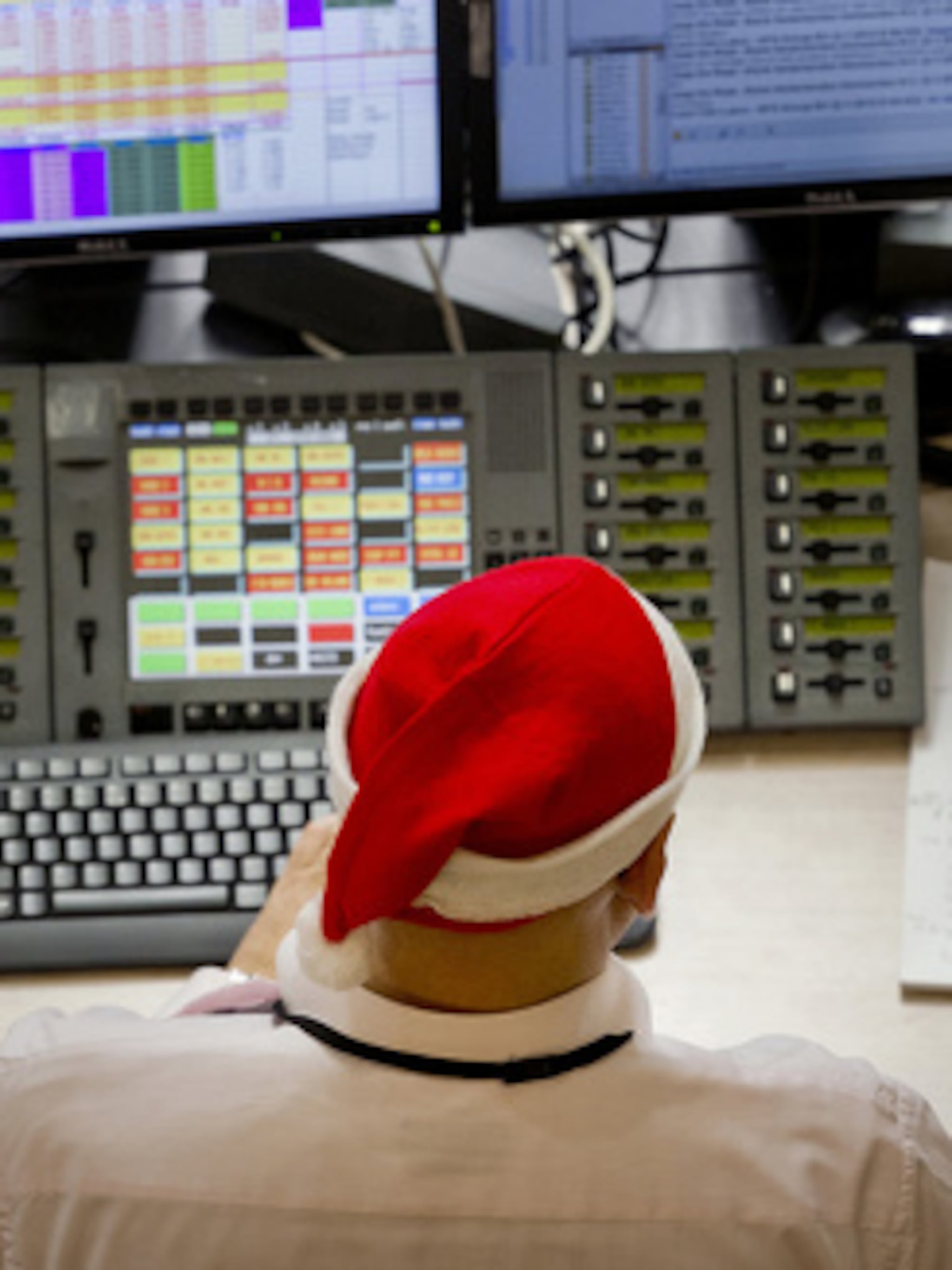 zullen we dan twee feestdagen schrappen zoals in frankrijk levert schatkist 760 miljoen op