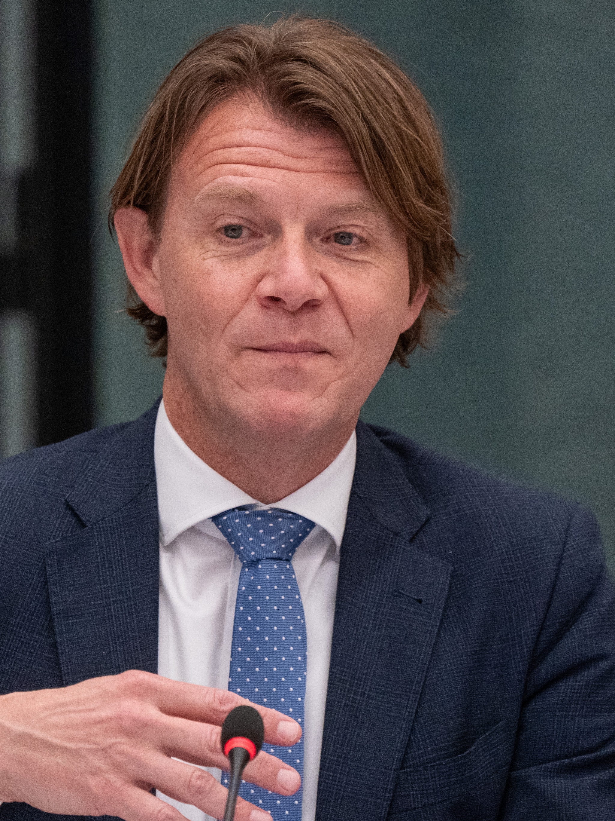 arbeidsmigranten blijven nodig maar volgens ser moet het minder