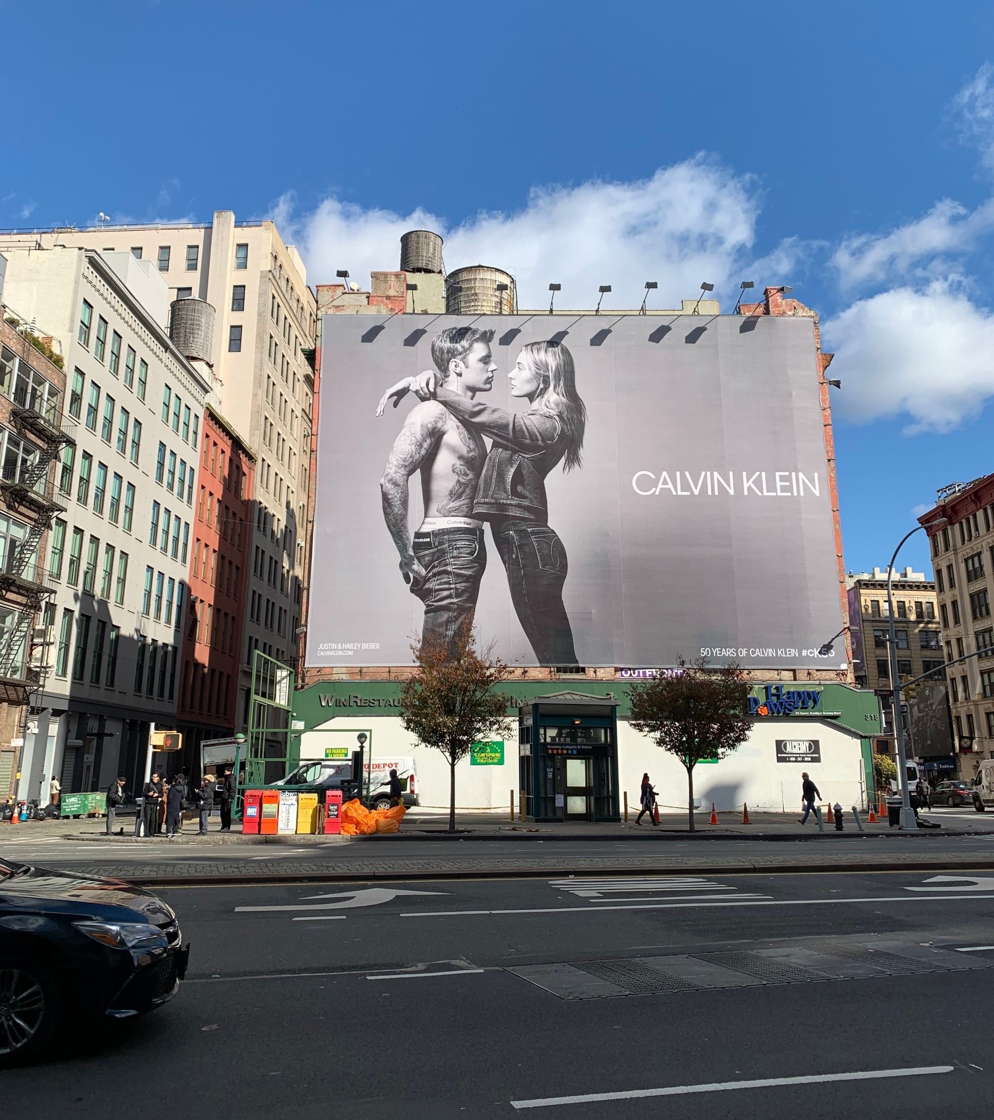 Een eerdere Calvin Klein-campagne in de straten van NYC. Shutterstock
