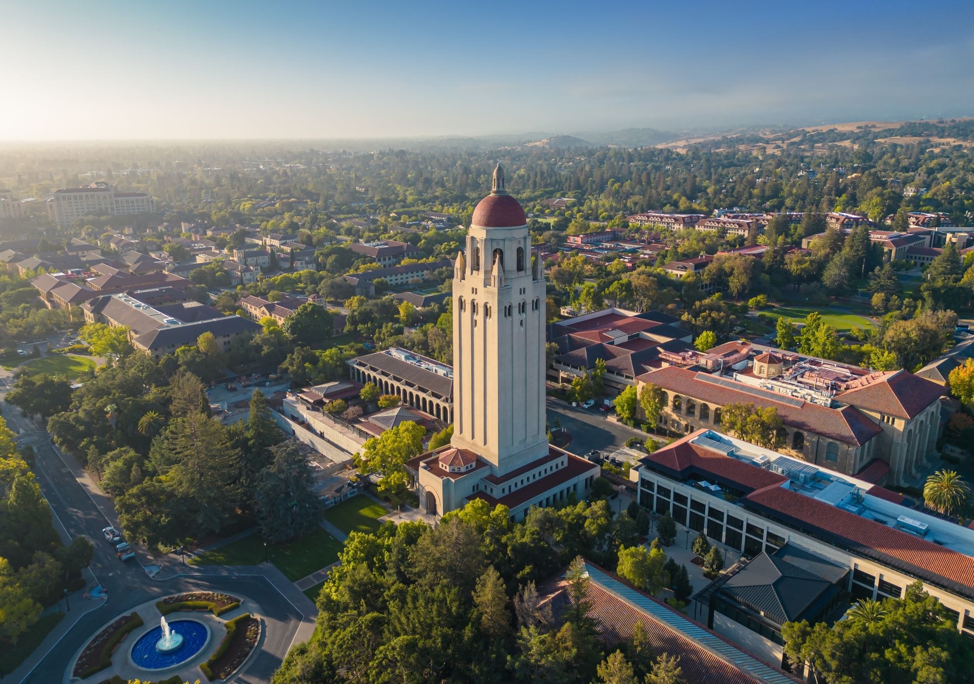 Stanford University heeft twintig Nobelprijswinnaars in dienst. Shutterstock