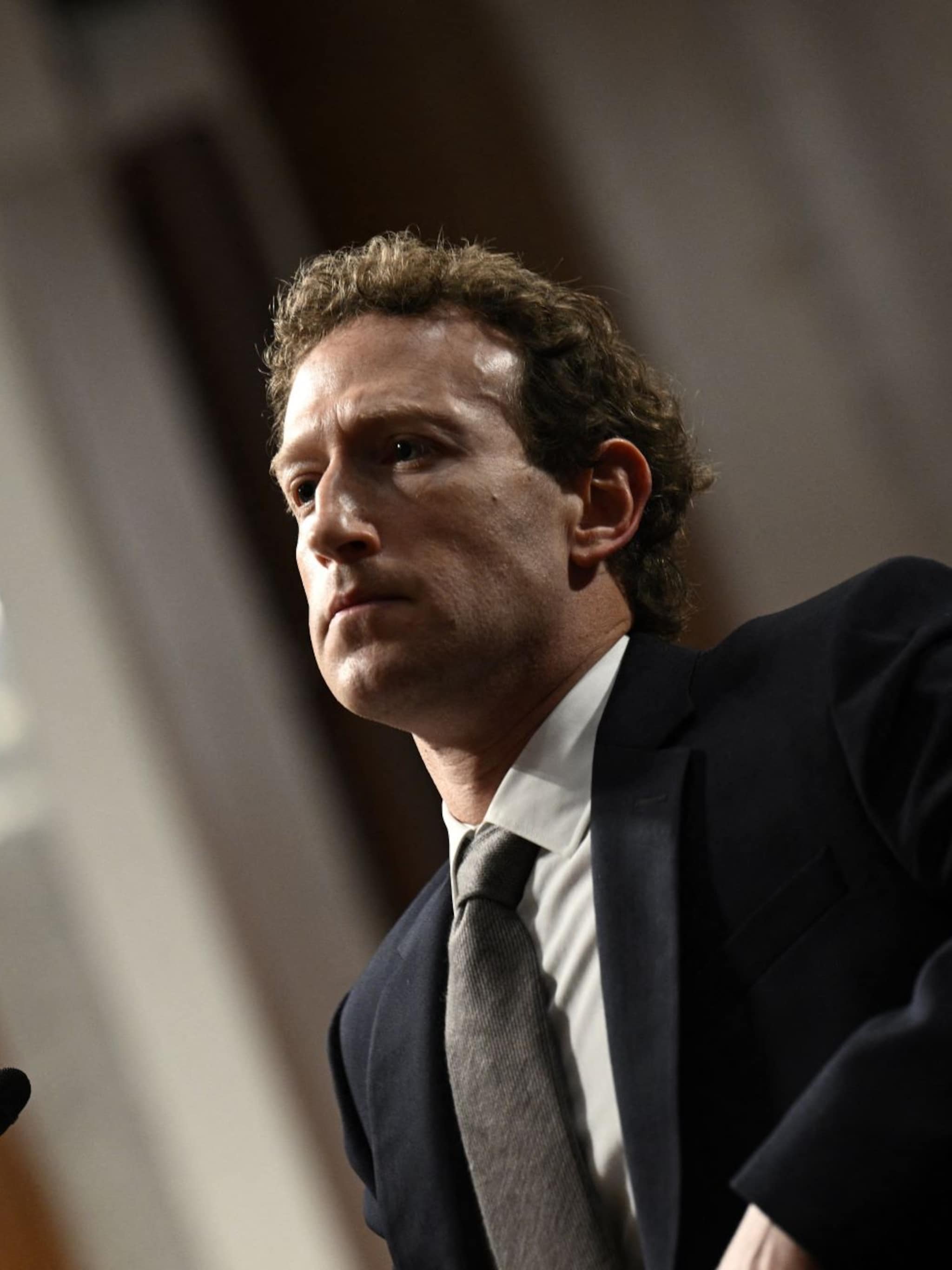 mark zuckerberg verbrandt met meta miljarden dollars voor ai llama