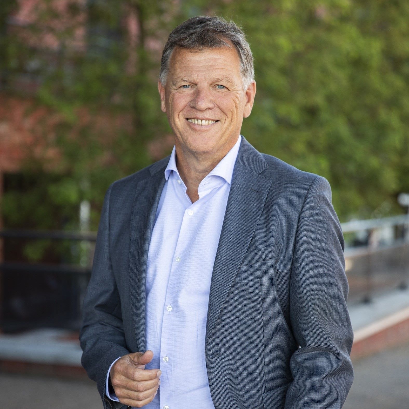 Jan-Paul van den Bosch is lid van de Raad van Bestuur van Mourik, multidisciplinair aannemer én een van de grootste familiebedrijven van Nederland. Jan-Paul van den Bosch is lid van de Raad van Bestuur van Mourik, multidisciplinair aannemer én een van de grootste familiebedrijven van Nederland. Foto: Mourik.