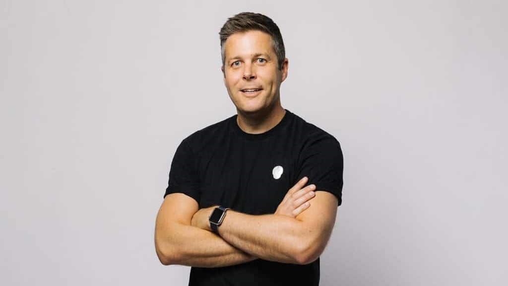 Mews-ceo Matthijs Welle. Mews-ceo Matthijs Welle: ’Ik heb recruiters aangegeven niet meer pro-actief mensen uit Nederland te werven, tenzij het iemand is met exceptioneel talent.’