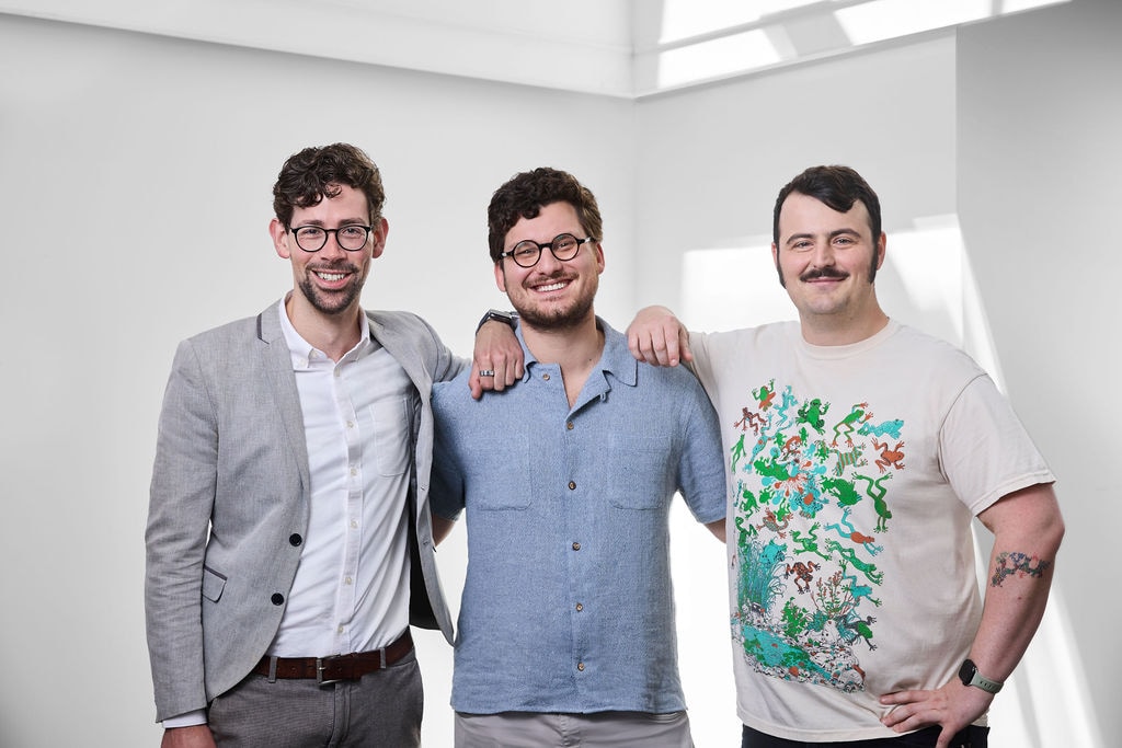 De co-founders van Prolific Machines, links Max Huisman, Deniz Kent in het midden en rechts Declan Jones. De co-founders van Prolific Machines, links Max Huisman, Deniz Kent in het midden en rechts Declan Jones. Foto: Prolific Machines