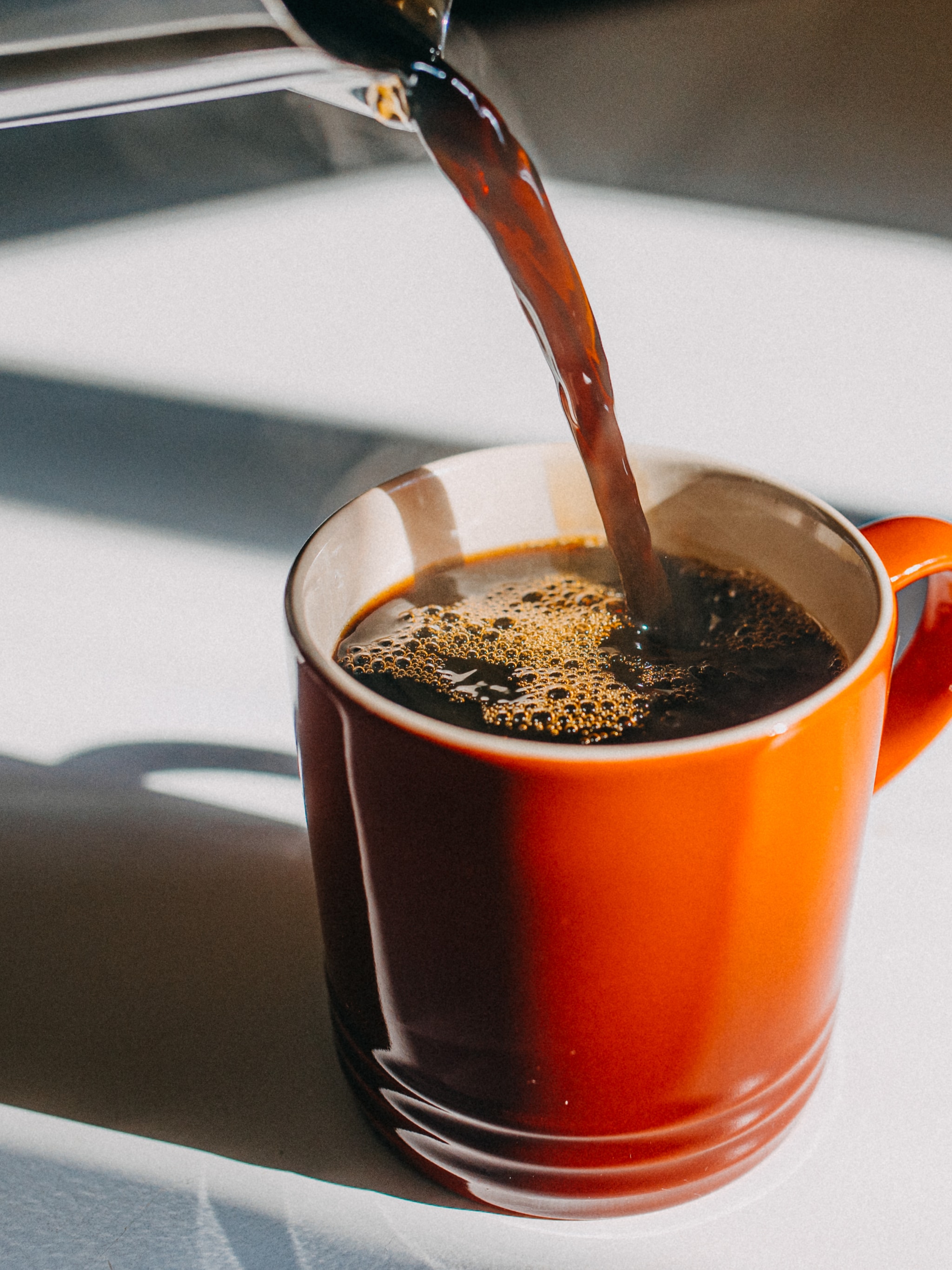 koffie cafeine in de ochtend op werk wat doet dat