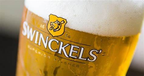 Een glas Swinckels. Proost. Foto: Swinckels.