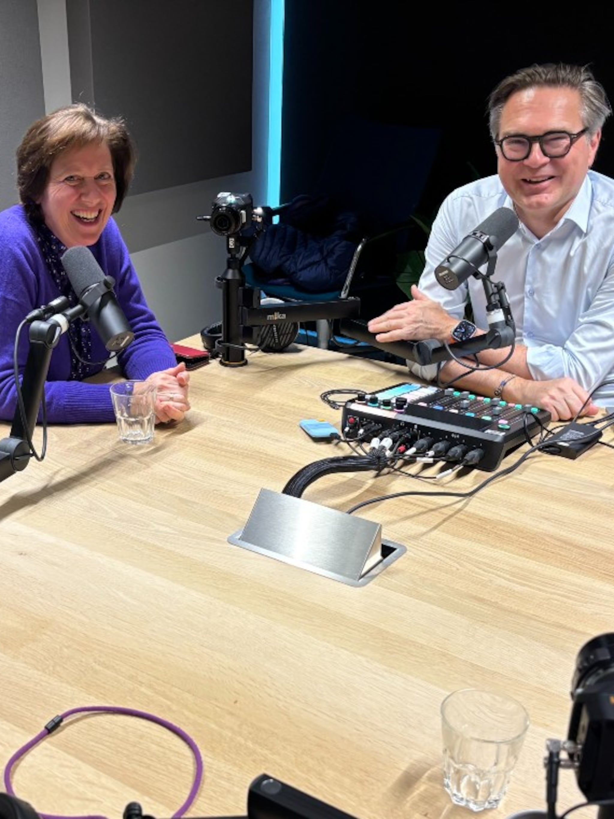 tata steel communicatie woordvoering ariane volz ronald van der aart onder embargo