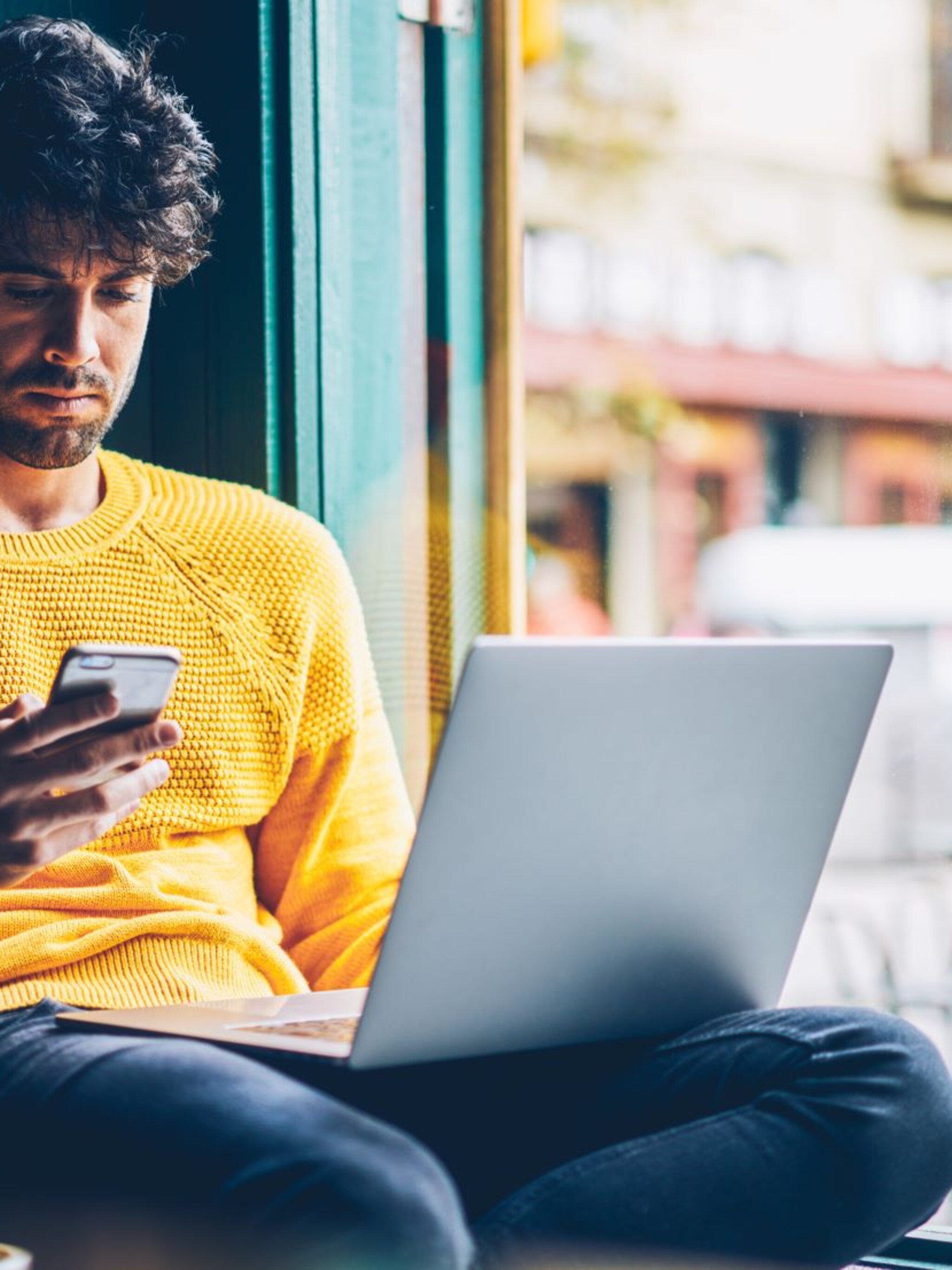 ping moe notificaties emails werkmail whatsapp stress afleiding management