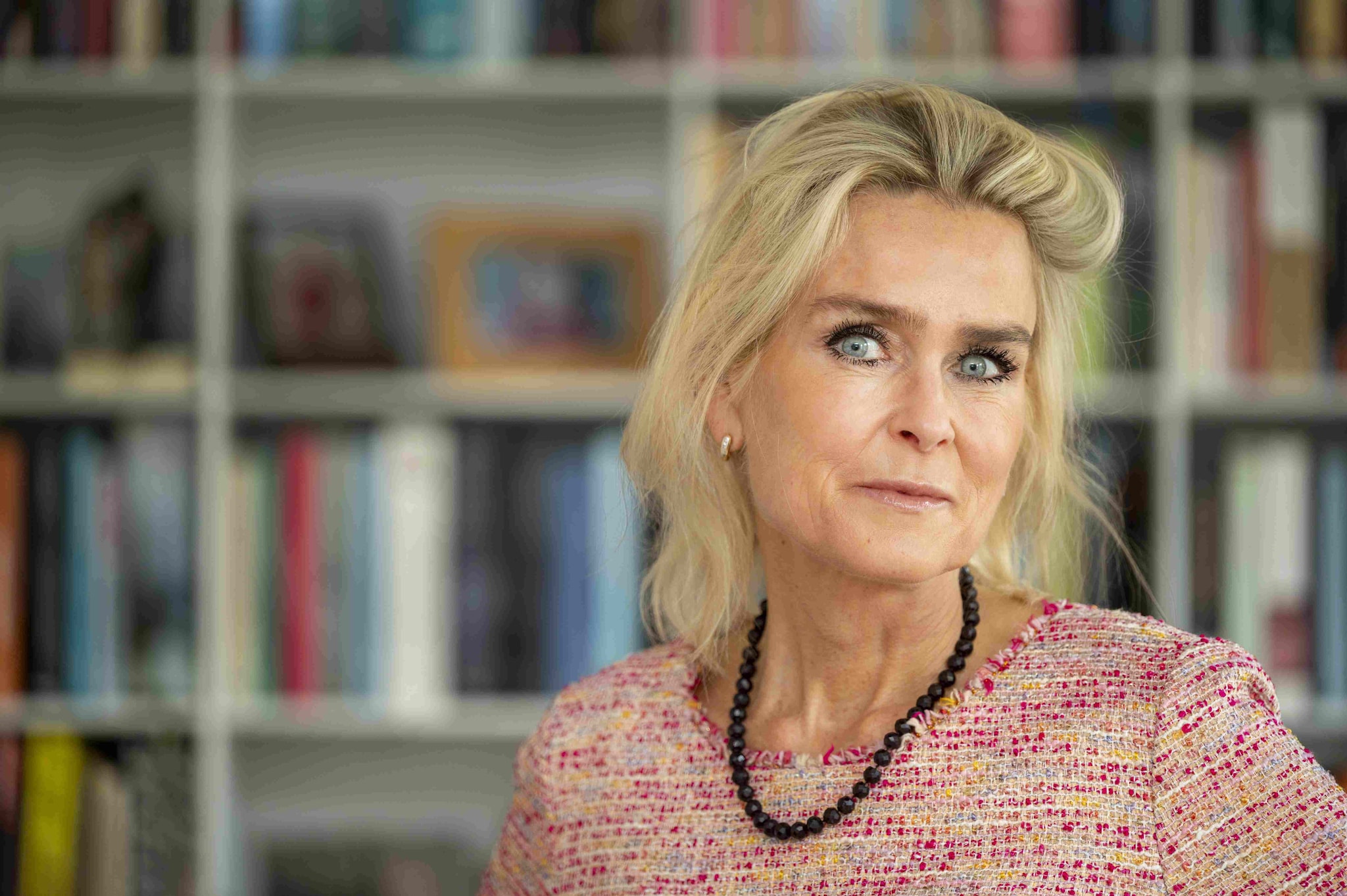 Barbara Baarsma van PwC. ‘Dit kabinet kijkt te veel naar de koopkracht op korte termijn. Nu moeten keuzes gemaakt worden om de welvaart op de langere termijn veilig te stellen. Maar het is voortgang, geen vooruitgang bij dit kabinet’, stelt Barbara Baarsma. Foto: ANP.