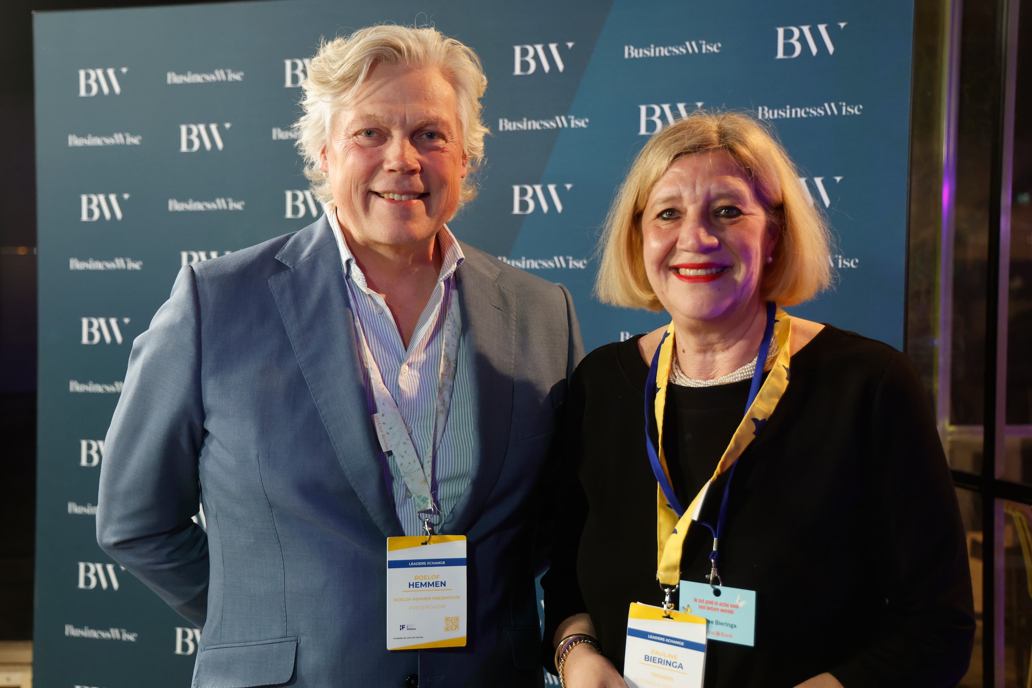 Roelof Hemmen en Pauline Bieringa van Triodos Bank tijdens de Impact Fair. Beeld: Ruud Voest Roelof Hemmen en directeur Pauline Bieringa van Triodos Bank tijdens de Impact Fair. Foto: Ruud Voest