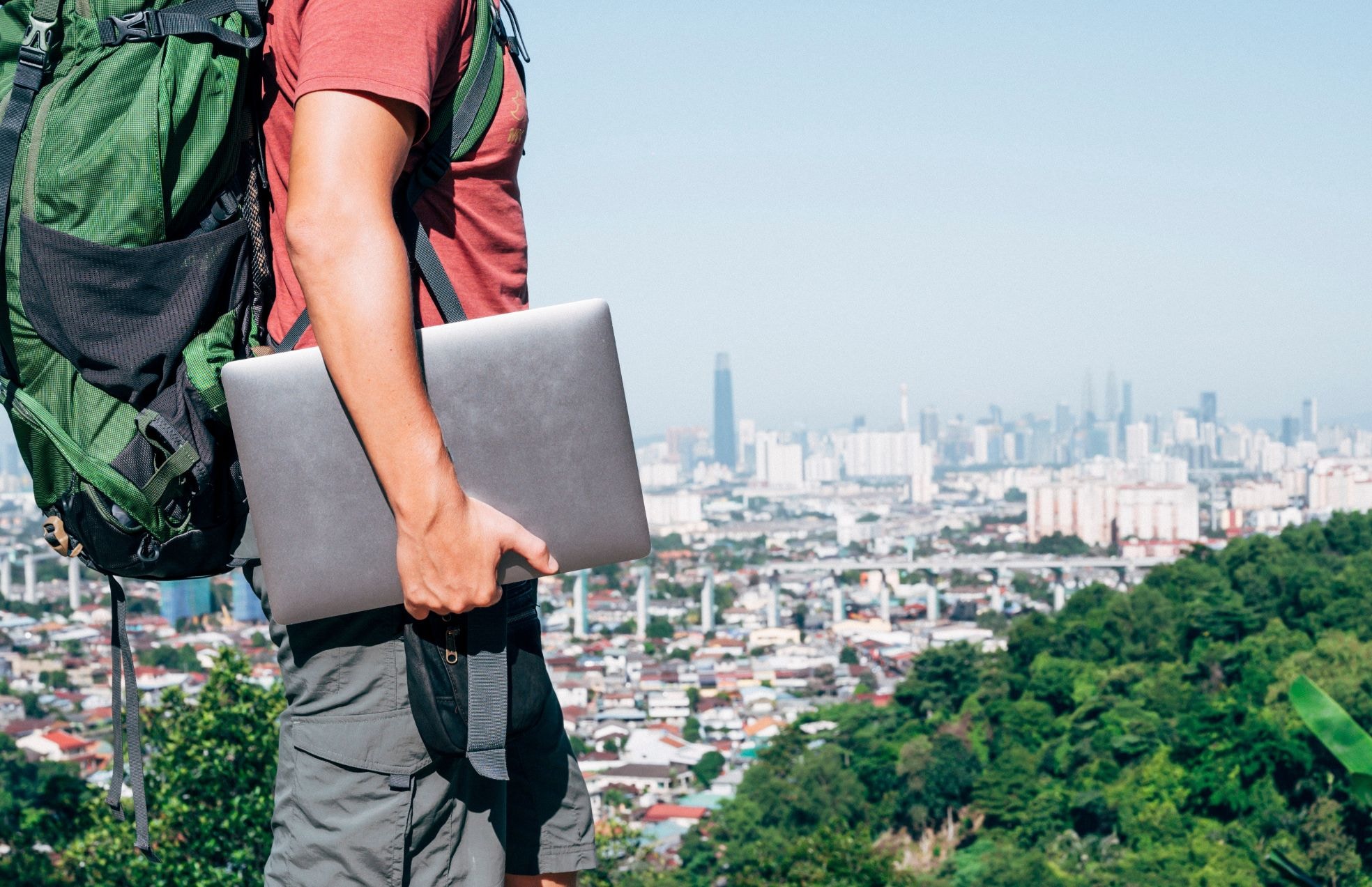 Digitale nomade. Wereldwijd waren er in 2023 meer dan 35 miljoen digital nomads. Foto: Shutterstock.