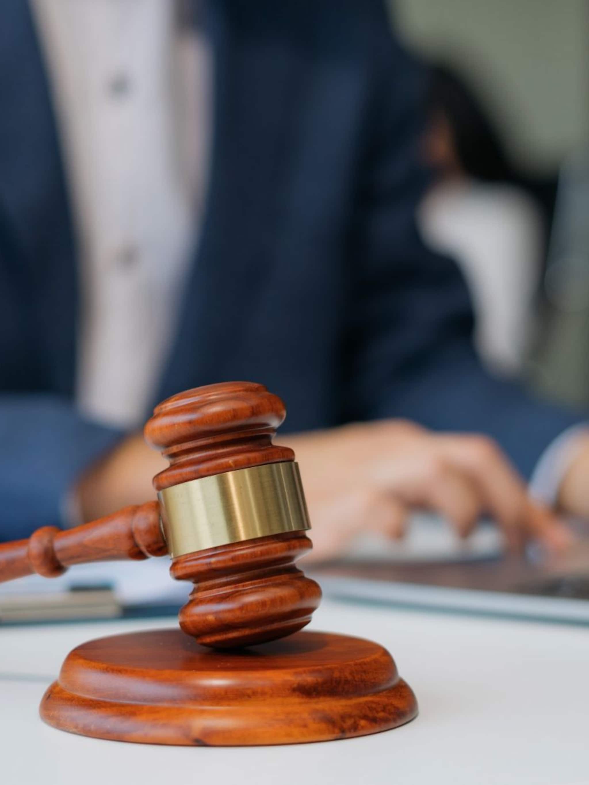 schijnzelfstandigheid zzp werknemer rechter