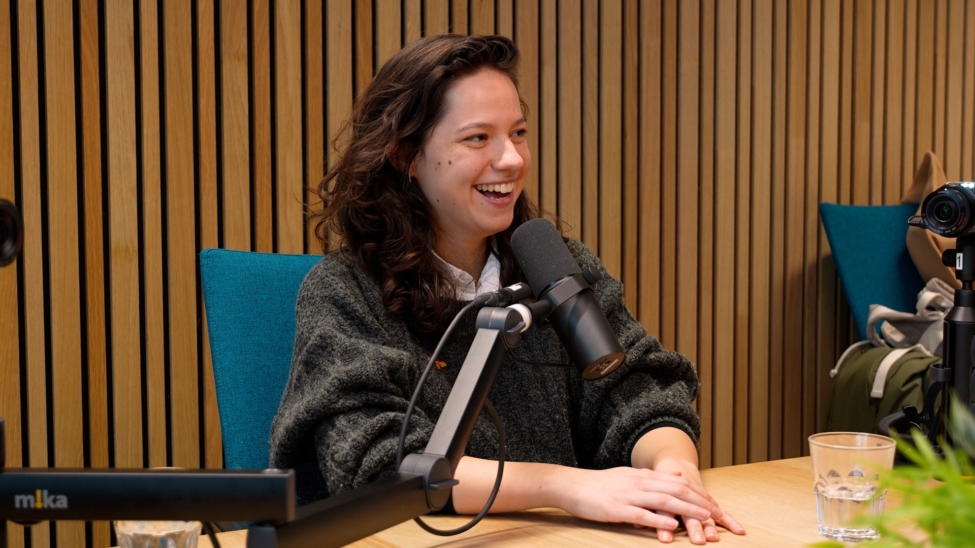 Sam Schwencke in de podcast ‘Hoe overleef ik werken met Gen Z’. Foto: BusinessWise Sam Schwencke in de podcast ‘Hoe overleef ik werken met Gen Z’. Foto: BusinessWise
