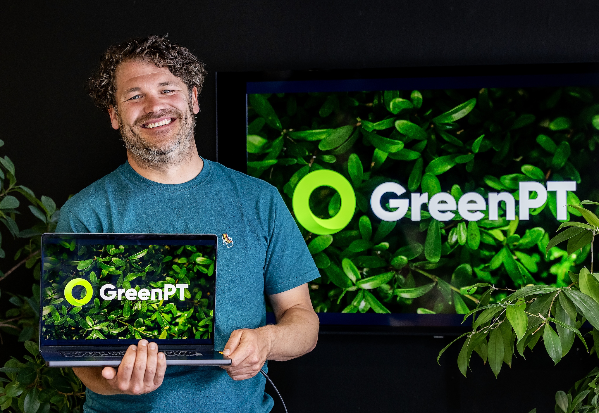 Robert Keus, bouwde een het privacy-vriendelijke AI-tool: GreenPT.  Robert Keus, bouwde een het privacy-vriendelijke AI-tool: GreenPT.  Foto: Angeliek de Jonge/AD.