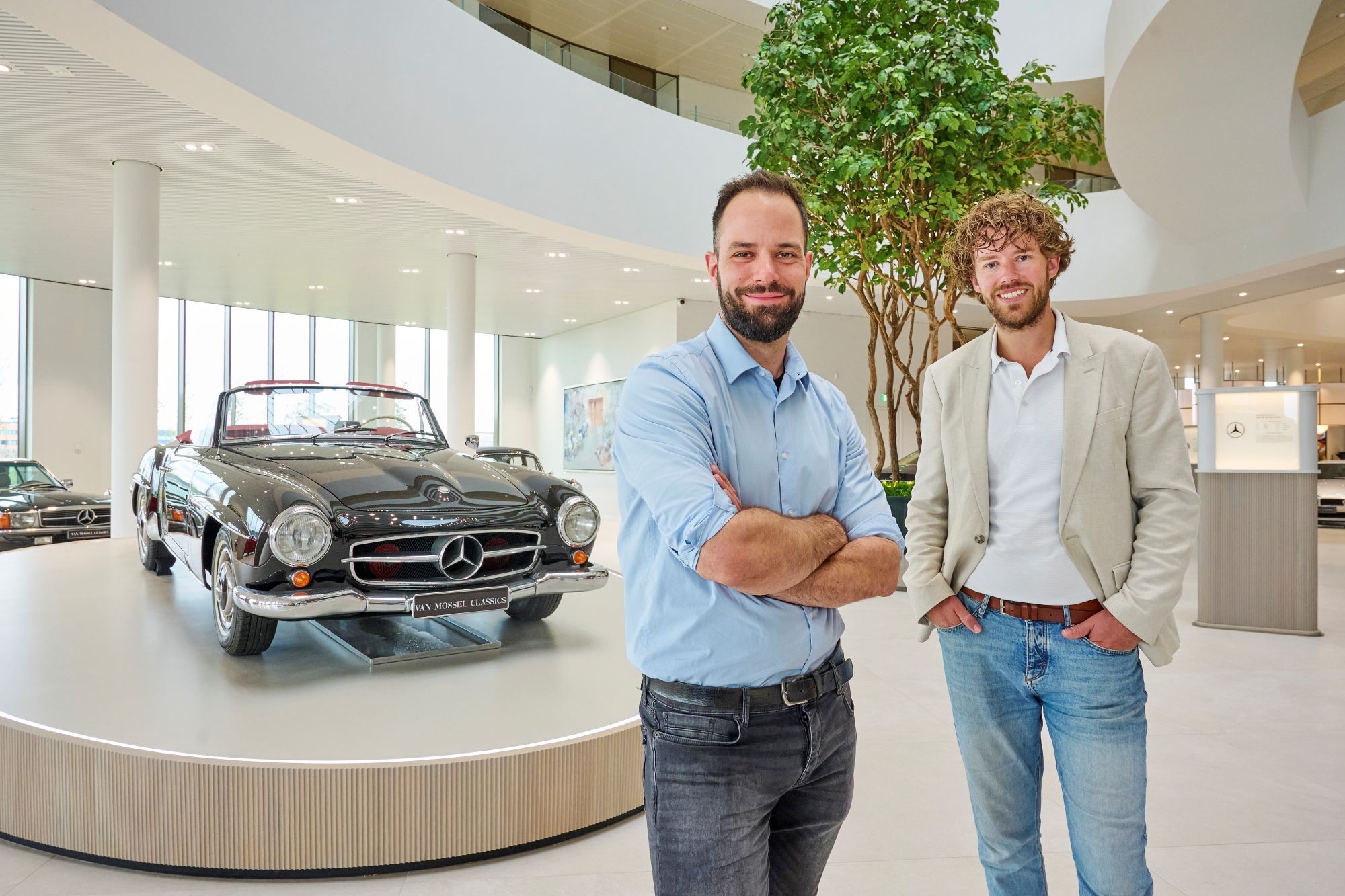 Daan van Lier, Van Mossel Automotive Group en Job van den Berg. Foto: Jeroen Appels Daan van Lier, Van Mossel Automotive Group en Job van den Berg. Foto: Jeroen Appels