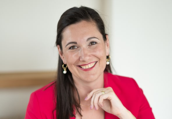 Laura Brandwacht, Partner Data & AI Transformations bij Rewire. Foto: eigen beeld. ‘Ik geloof heel erg in een combinatie van strategisch denken, concrete implementatie én verandermanagement”, vertelt Laura Brandwacht, Partner Data & AI Transformations bij Rewire.