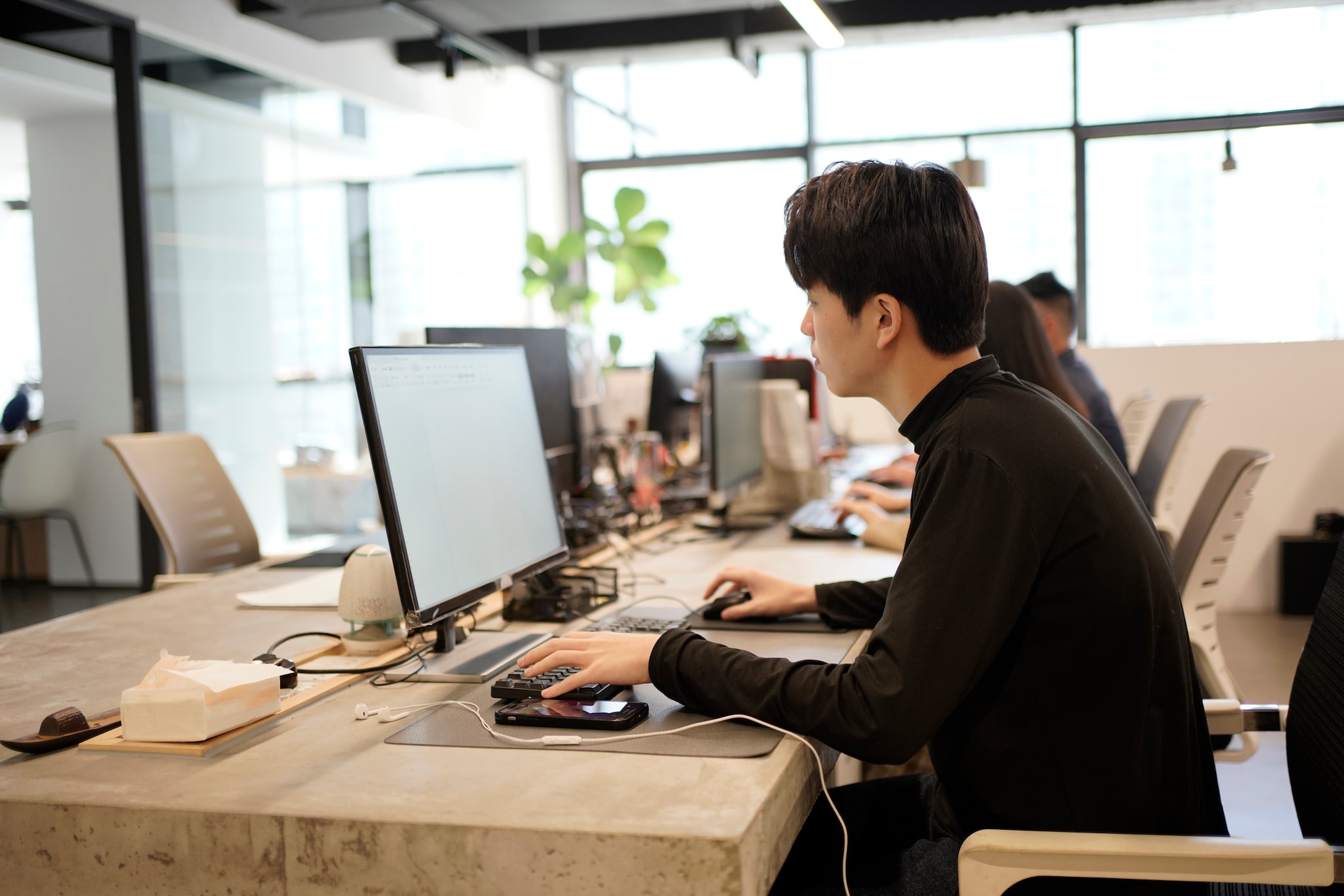 Foto ter illustratie. Chinese jongeren zonder baan vertrekken naar 'nepkantoren' om gezichtsverlies te voorkomen.  Foto ter illustratie. Chinese jongeren zonder baan vertrekken naar ‘nepkantoren’ om gezichtsverlies te voorkomen. Foto: Getty Images.