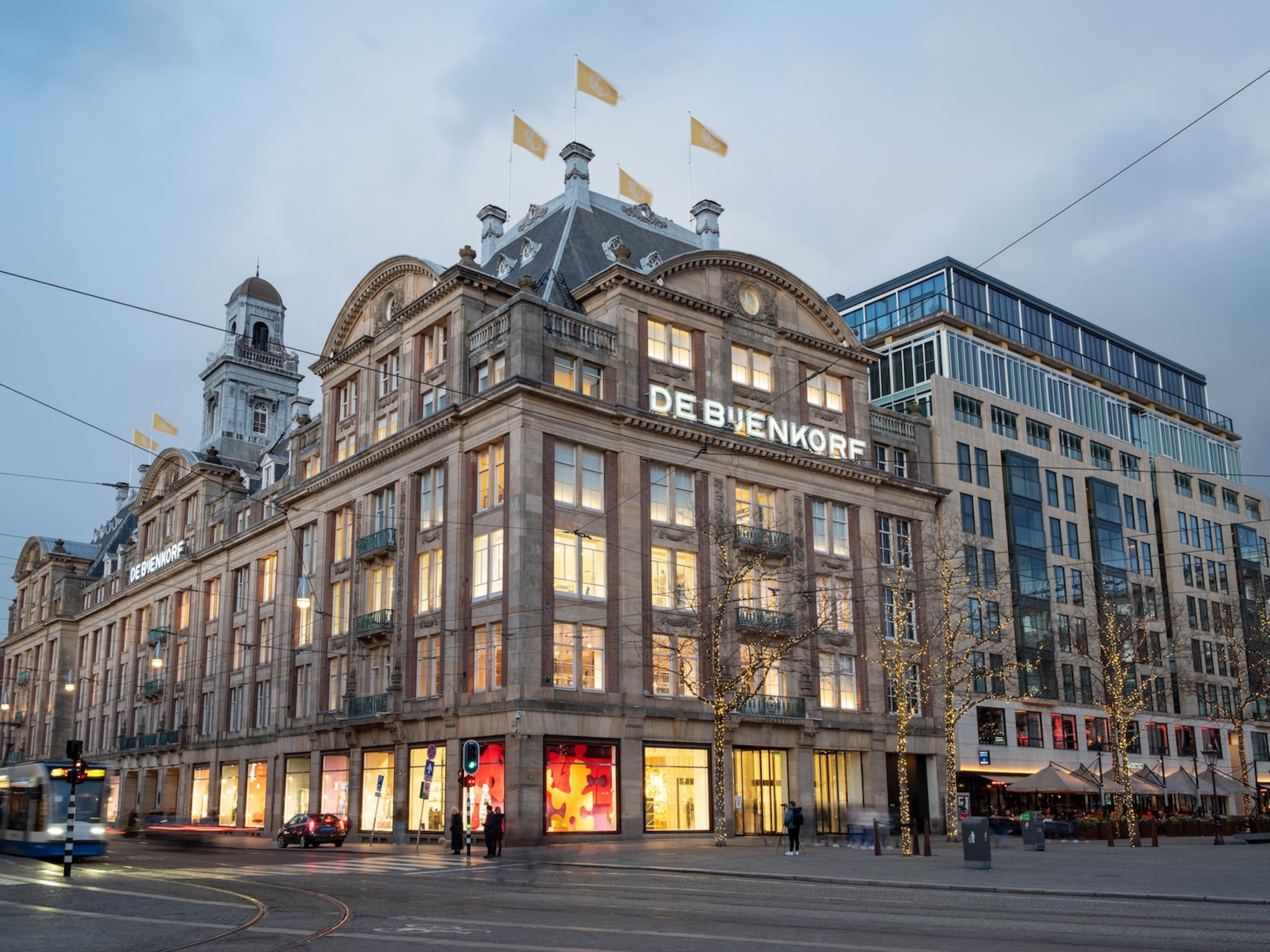 datalek bij ceva raakt na de bijenkorf en bol nu ook ace en tate en ing criminelen koppelen nu massaal data