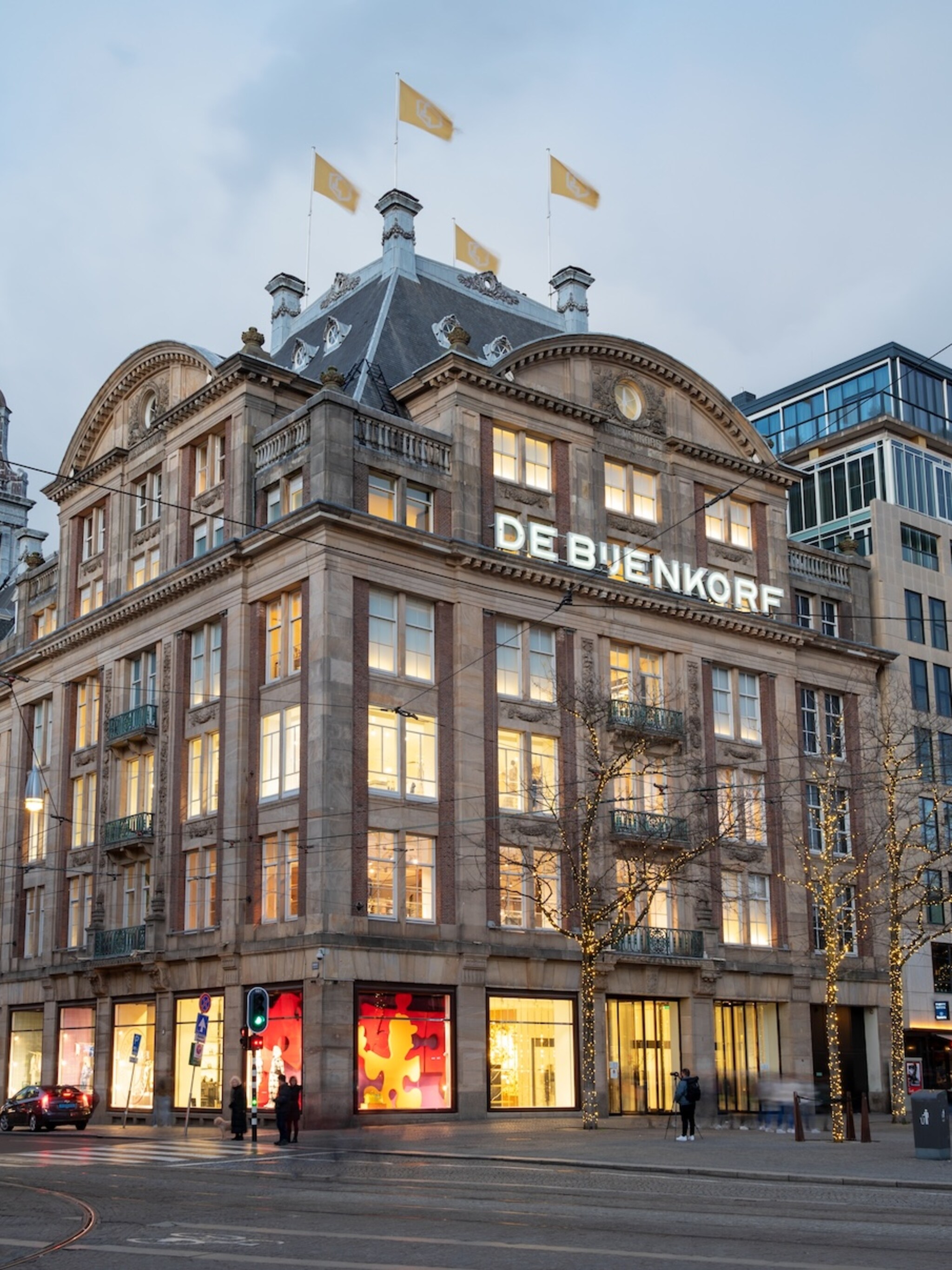 sean hill ceo bijenkorf central group ondernemersgeslacht chirathivat