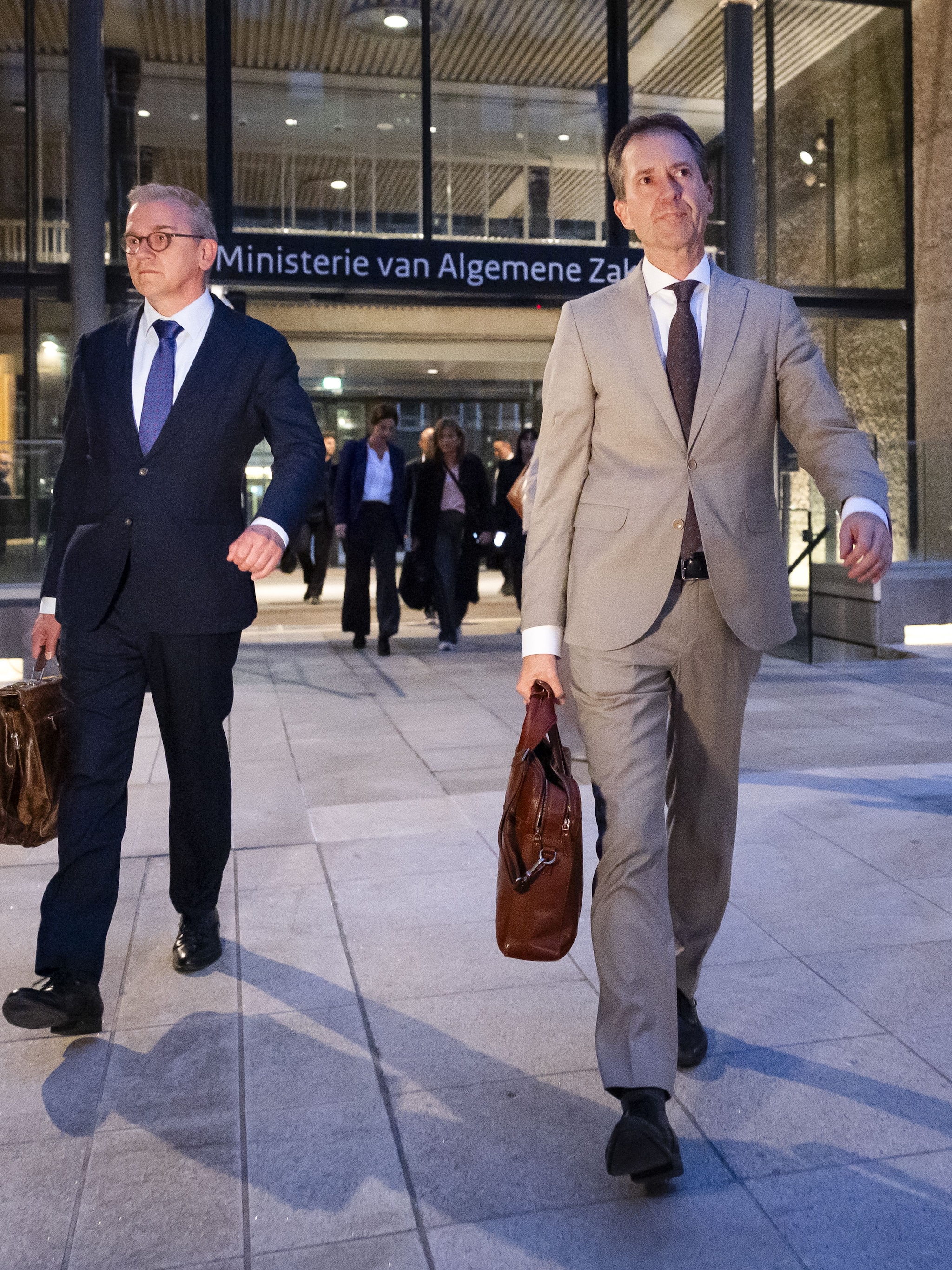 nsc ministers leiders plotseling vertrekken schade veroorzaken