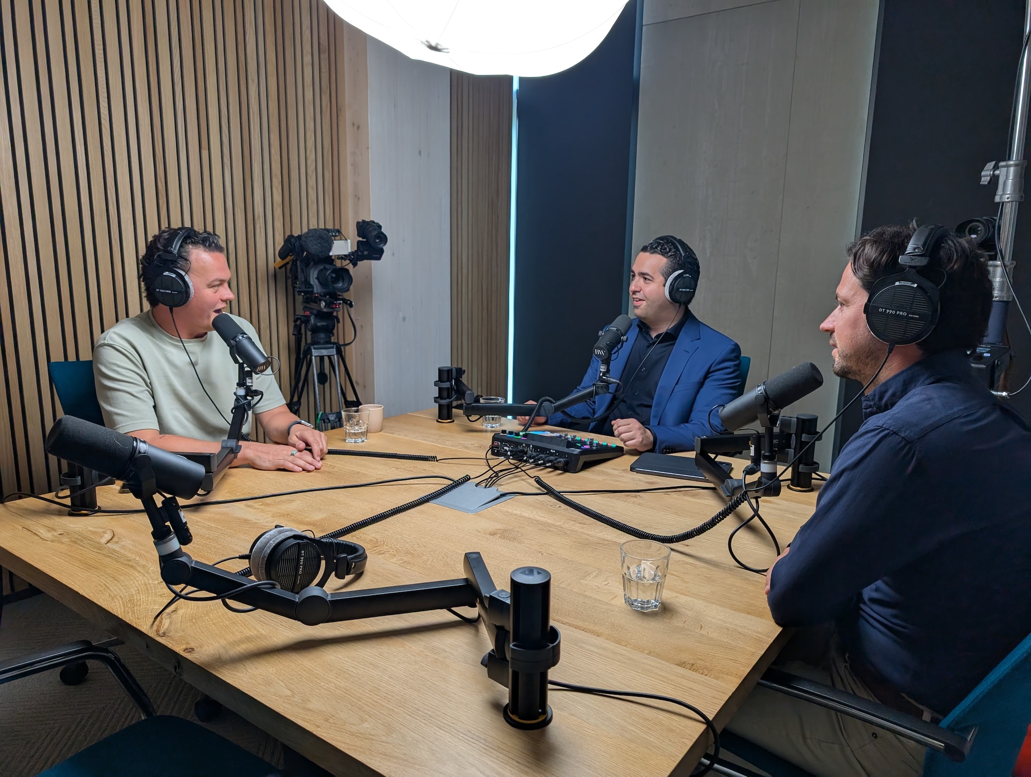 Daan Jongen, Olivier de Neve en Patrick Wessels in de podcast BusinessWise Weekly. Foto: BusinessWise Daan Jongen, Olivier de Neve en Patrick Wessels in de podcast BusinessWise Weekly. Foto: BusinessWise