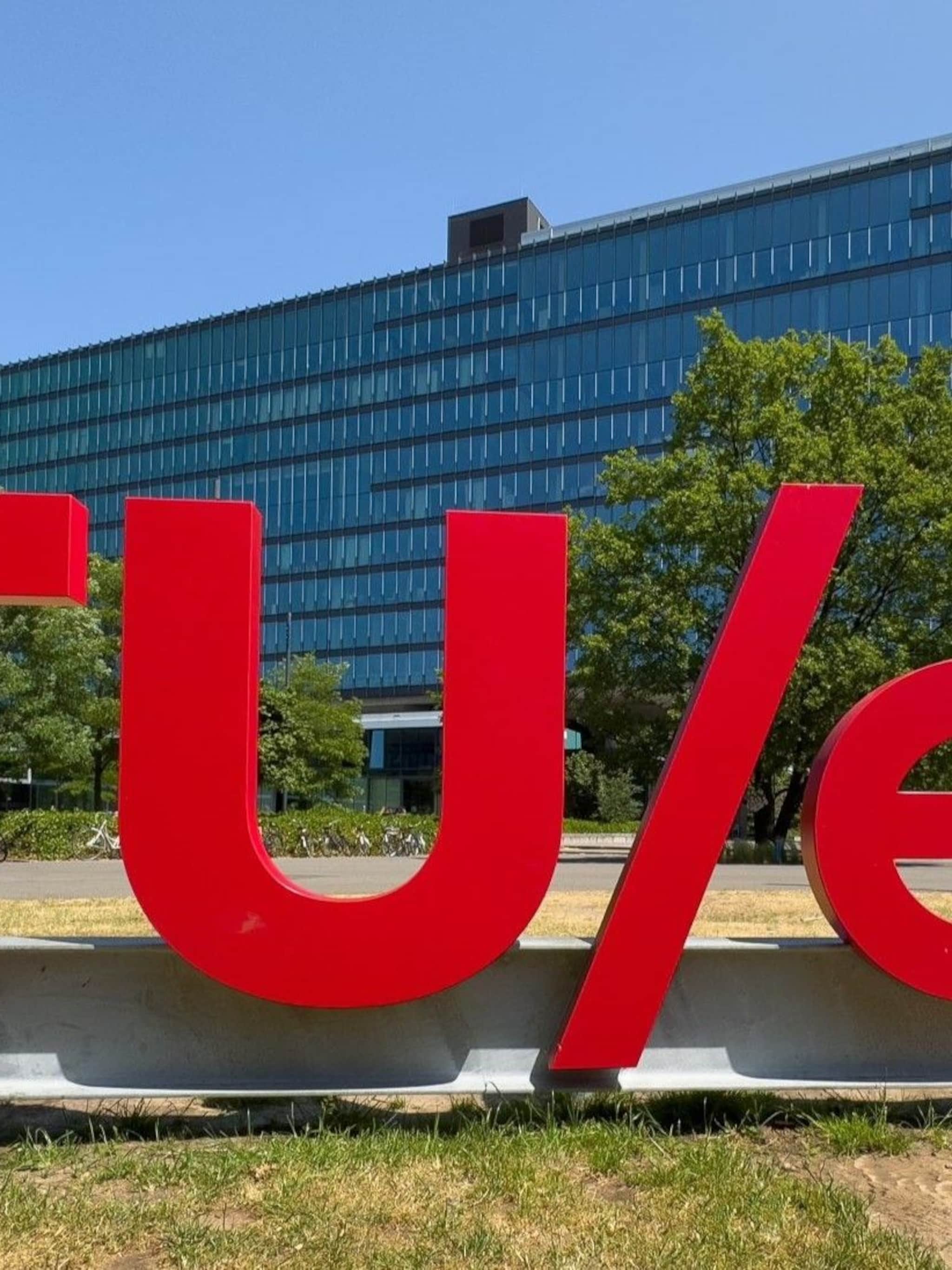 fons trompenaars nationale investeringsbank politiek prinsjesdag innovatie