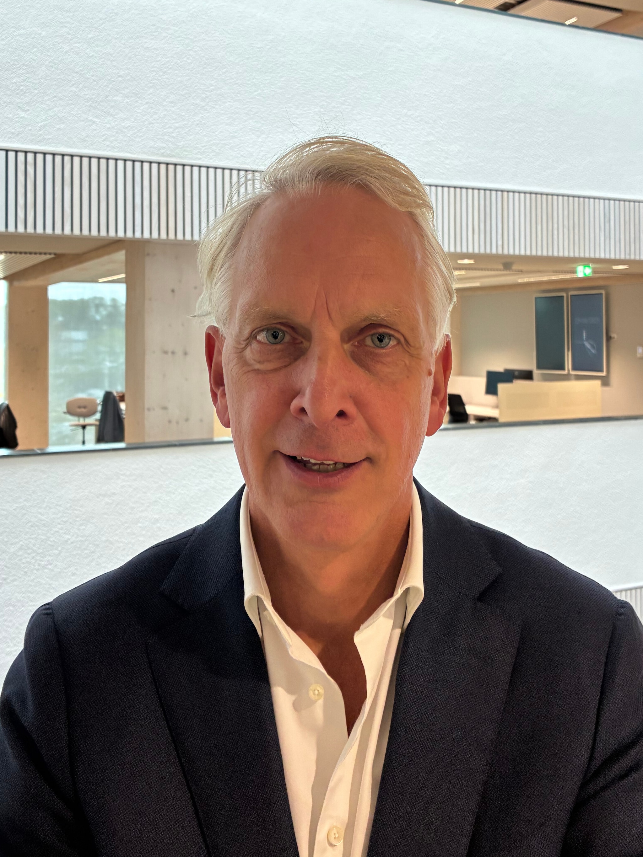 geert jan van der snoek in at the top