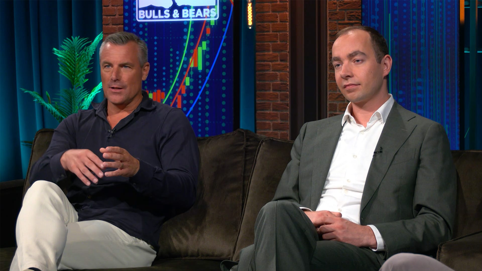Pim Bertens (links) is vaste gast in Bulls & Bears. Pim Bertens (links) en Teun Verhagen (IEX.nl) zijn studiogast in Bulls & Bears.