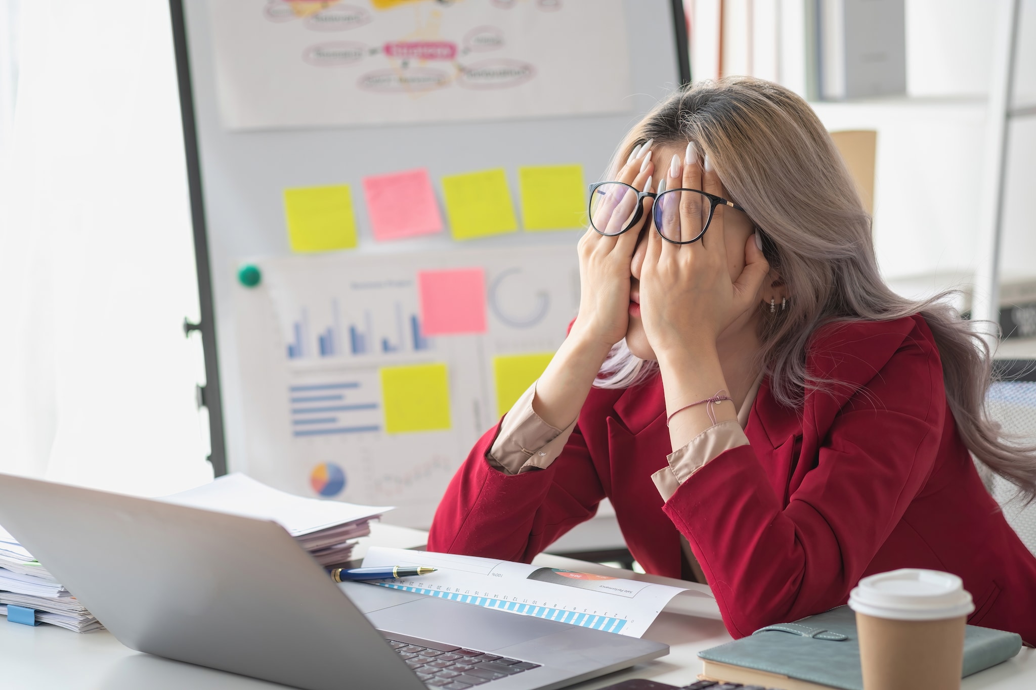 Met name jonge vrouwen ervaren stressklachten.