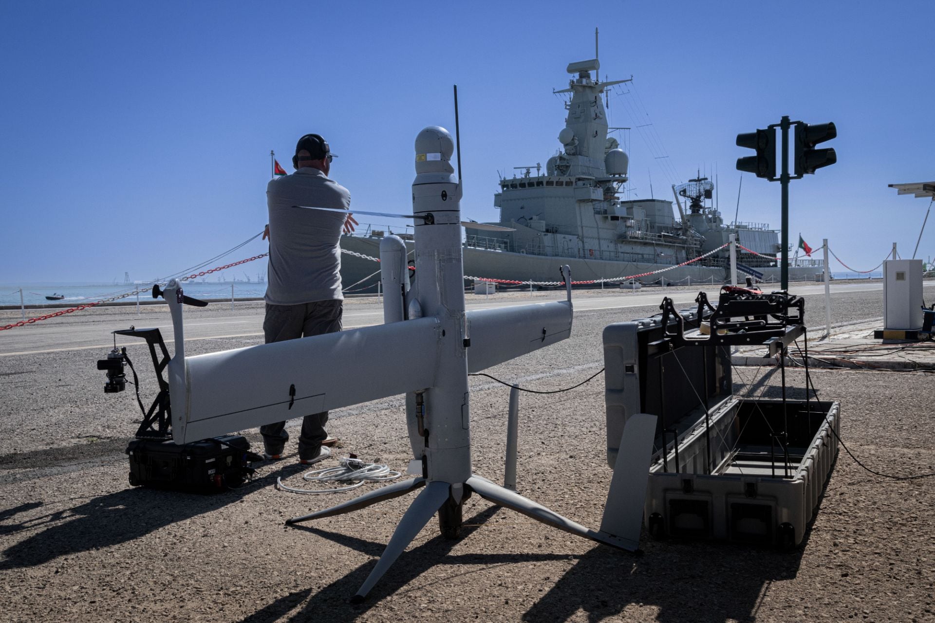 Marine apparatuur. Foto: NATO NATO
