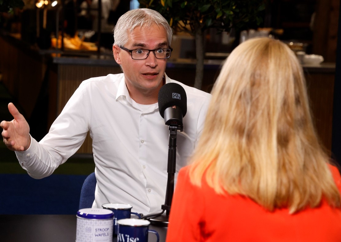 Maarten Cramer, CDO bij a.s.r.in gesprek met Justine Wolters voor de BusinessWise-podcast Data Days. Maarten Cramer, CDO bij a.s.r.in gesprek met Justine Wolters voor de BusinessWise-podcast Data Days. Foto: Ruud Voest,