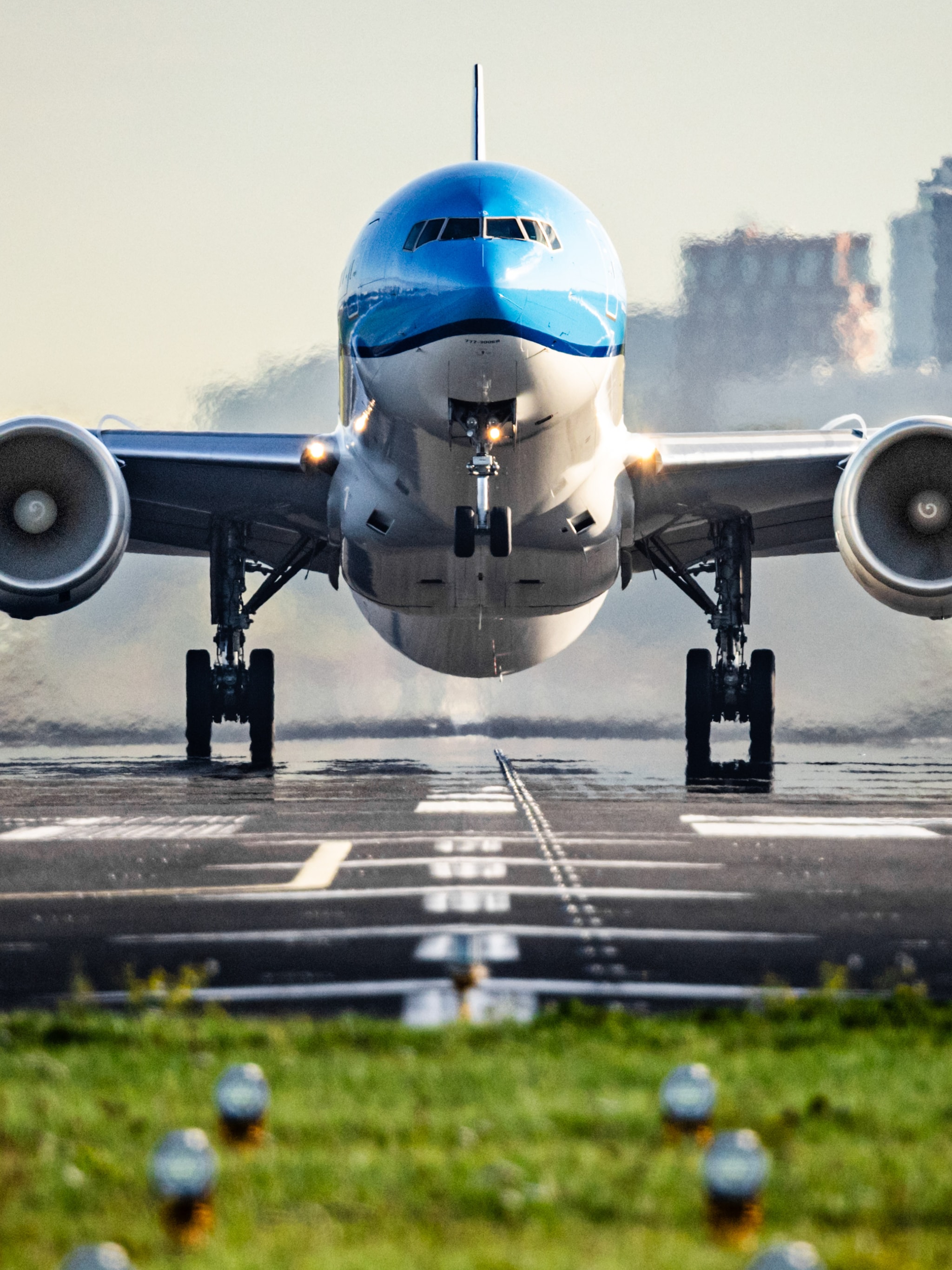 klm verkleint directie kostenbesparingen symbolische waarde groter dan financiele waarde