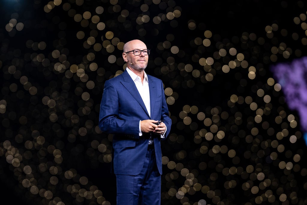 Evan Goldberg, EVP en founder van Oracle Netsuite, tijdens de presentatie van NetSuite Next in Las Vegas. Evan Goldberg, EVP en founder van Oracle Netsuite, tijdens de presentatie van NetSuite Next in Las Vegas. Foto: Oracle.