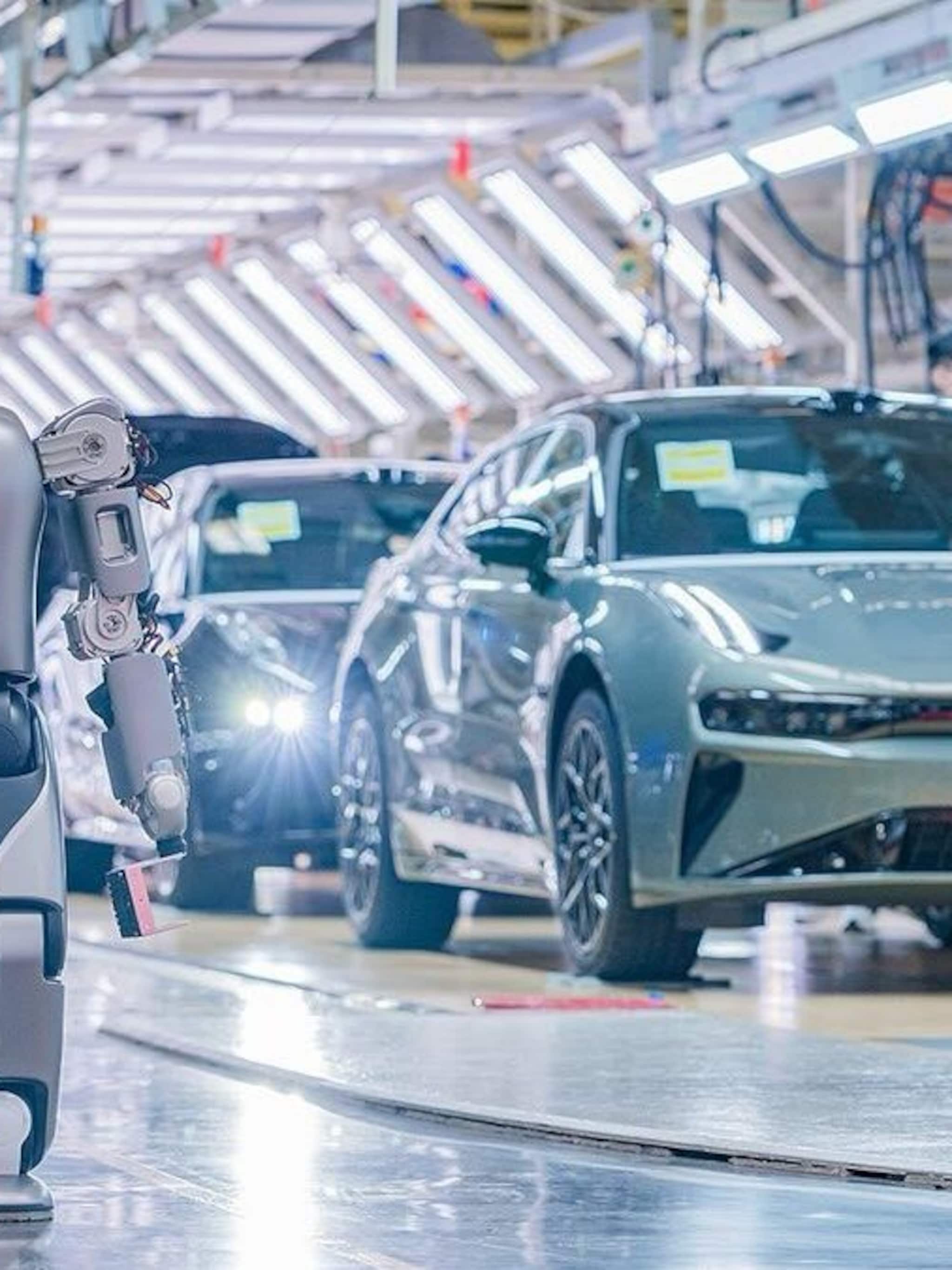 ford ceo jim farley bezoek china als we deze strijd verliezen hebben we geen toekomst meer