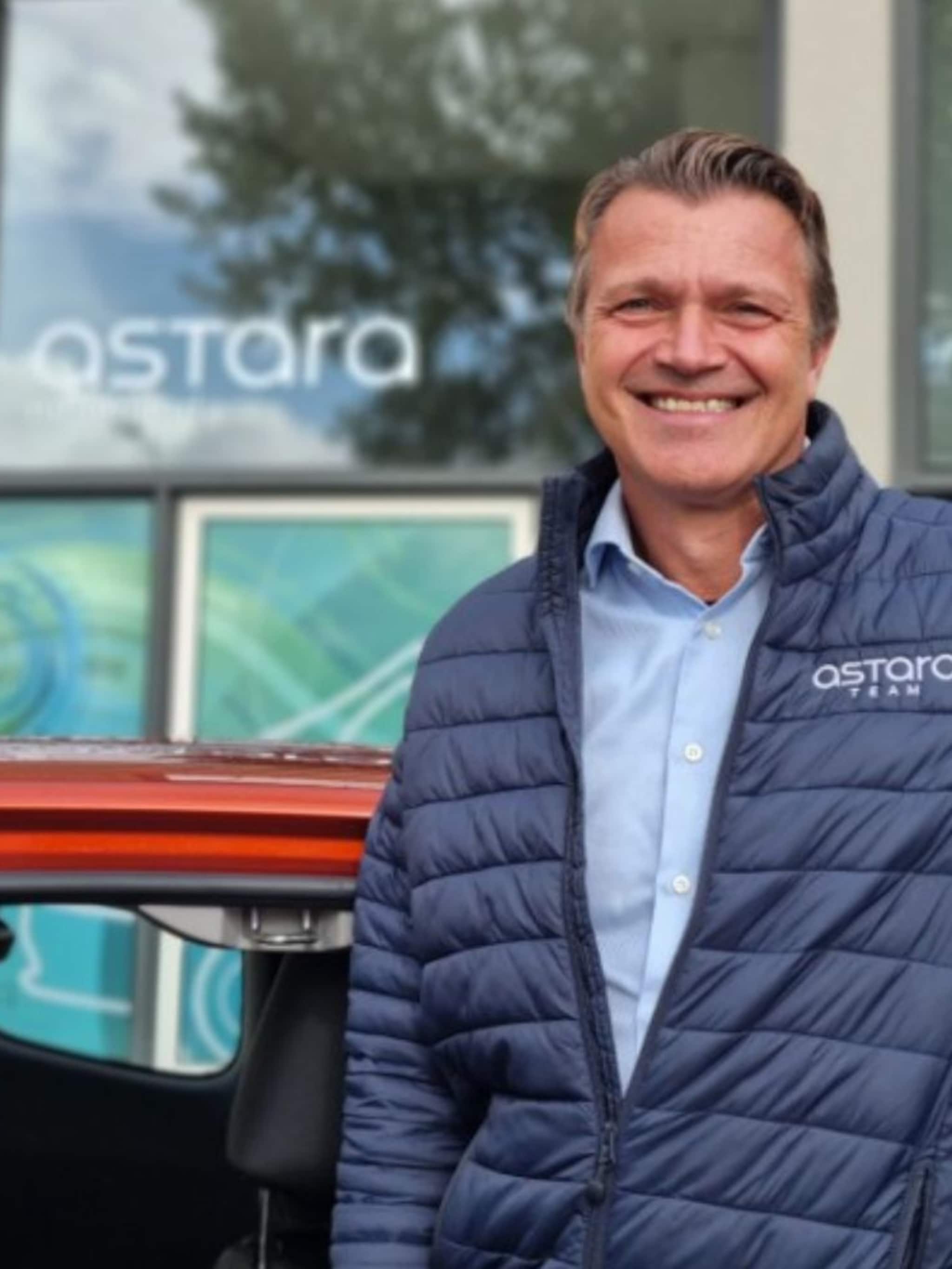 lou jedeloo astara geeft leiding aan automotive teams in 8 verschillende landen in nederland heb ik slechts 3 man