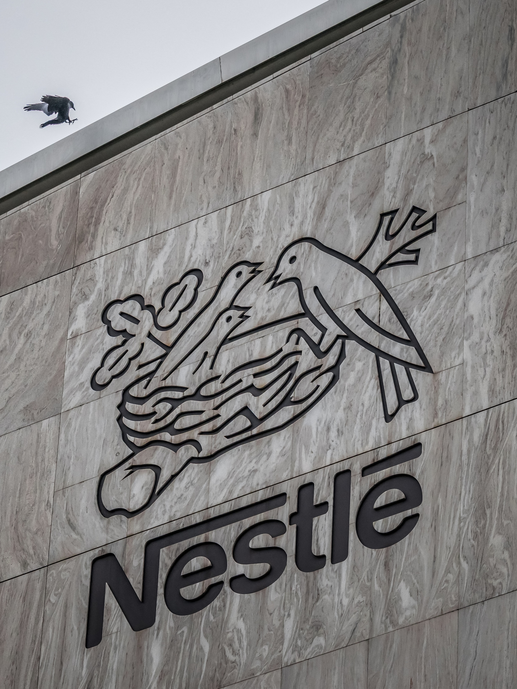 nestle schrapt 16 000 banen wereldwijd