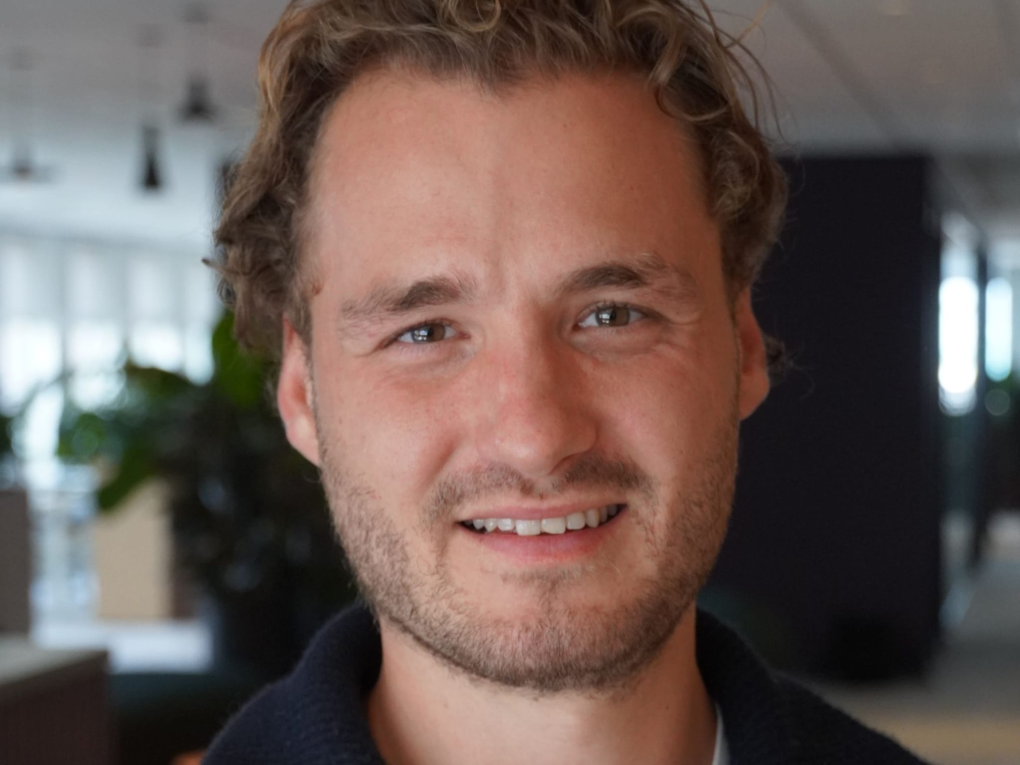 toni van dam ai saleslabs sales