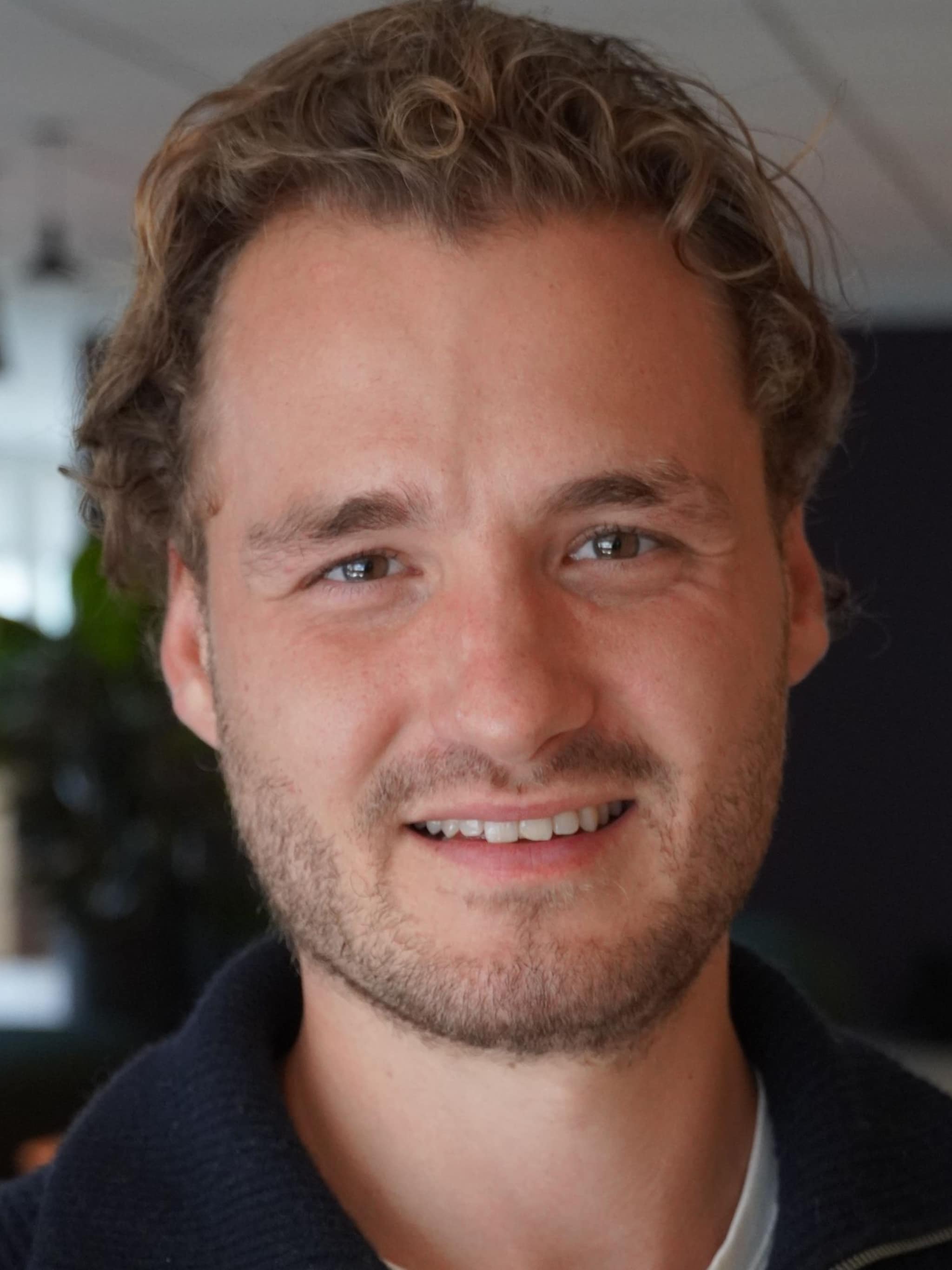toni van dam ai saleslabs sales