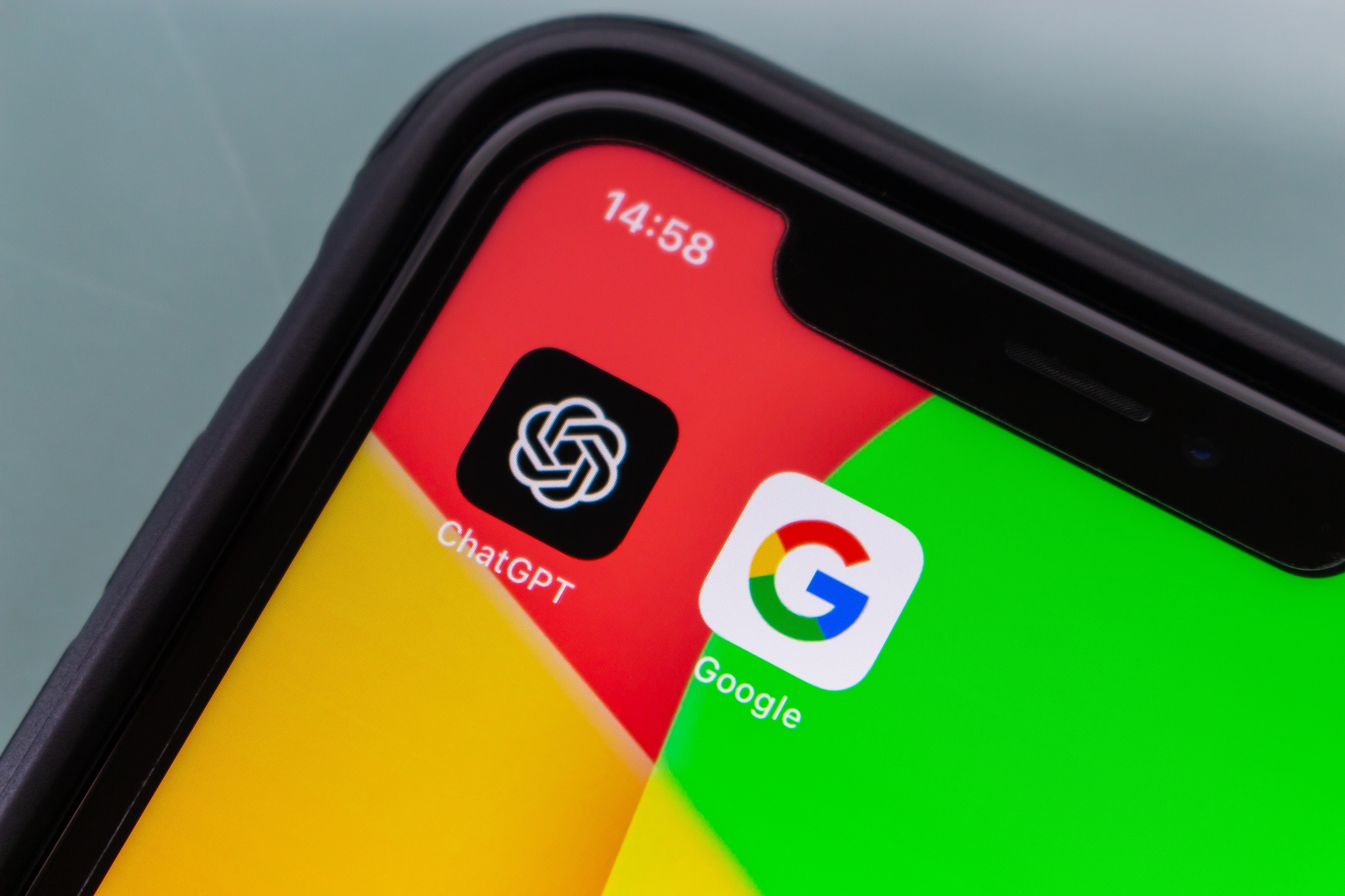 Open AI vs. Google. Foto: Shutterstock Open AI vs. Google. Foto: Shutterstock