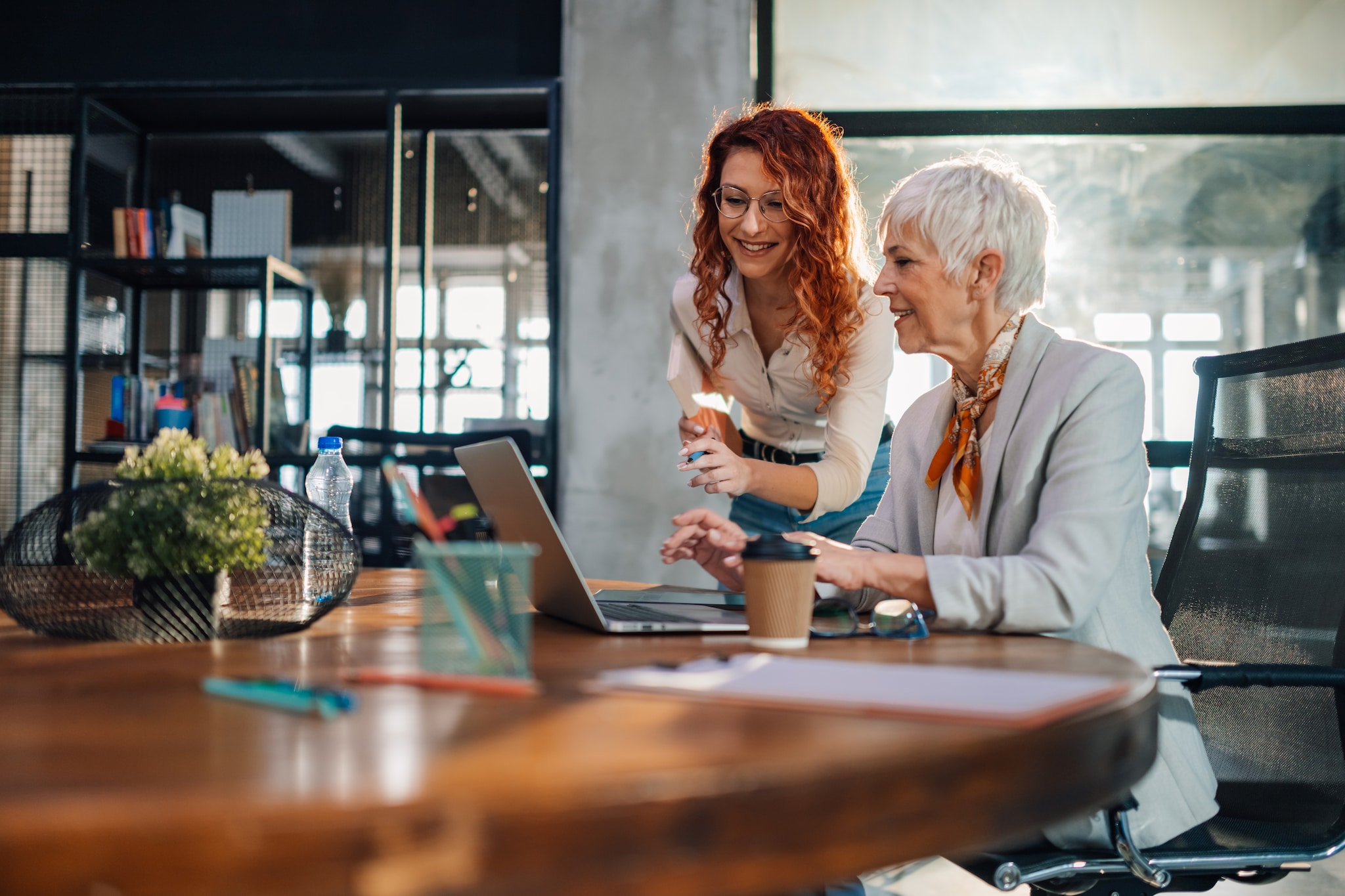 Generaties willen van elkaar leren op de werkvloer. Foto: Shutterstock Generaties willen van elkaar leren op de werkvloer. Foto: Shutterstock