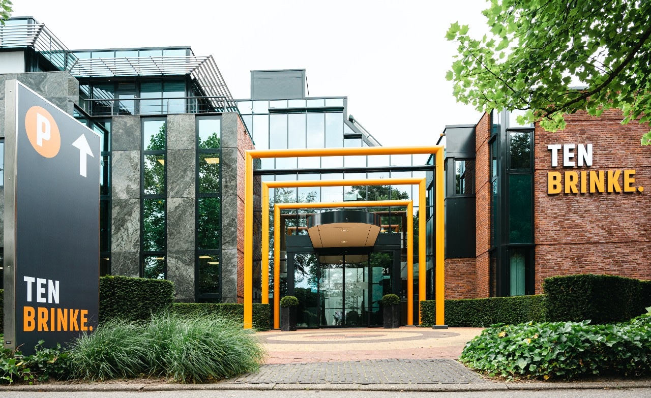 Hoofdkantoor van Ten Brinke Group in Varsseveld. Het hoofdkantoor van Ten Brinke Group in Varsseveld.