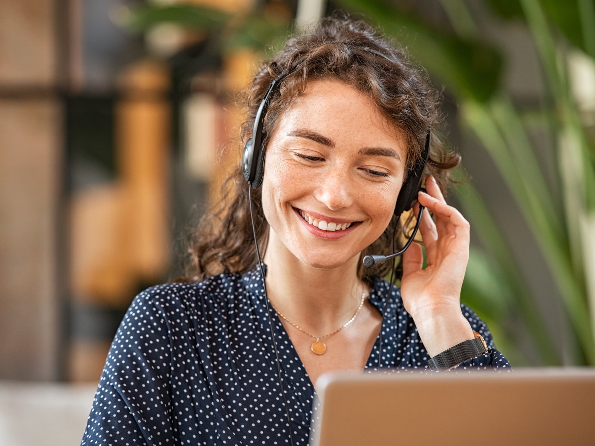anne maartje oud pleit ook op de werkvloer voor service with a smile