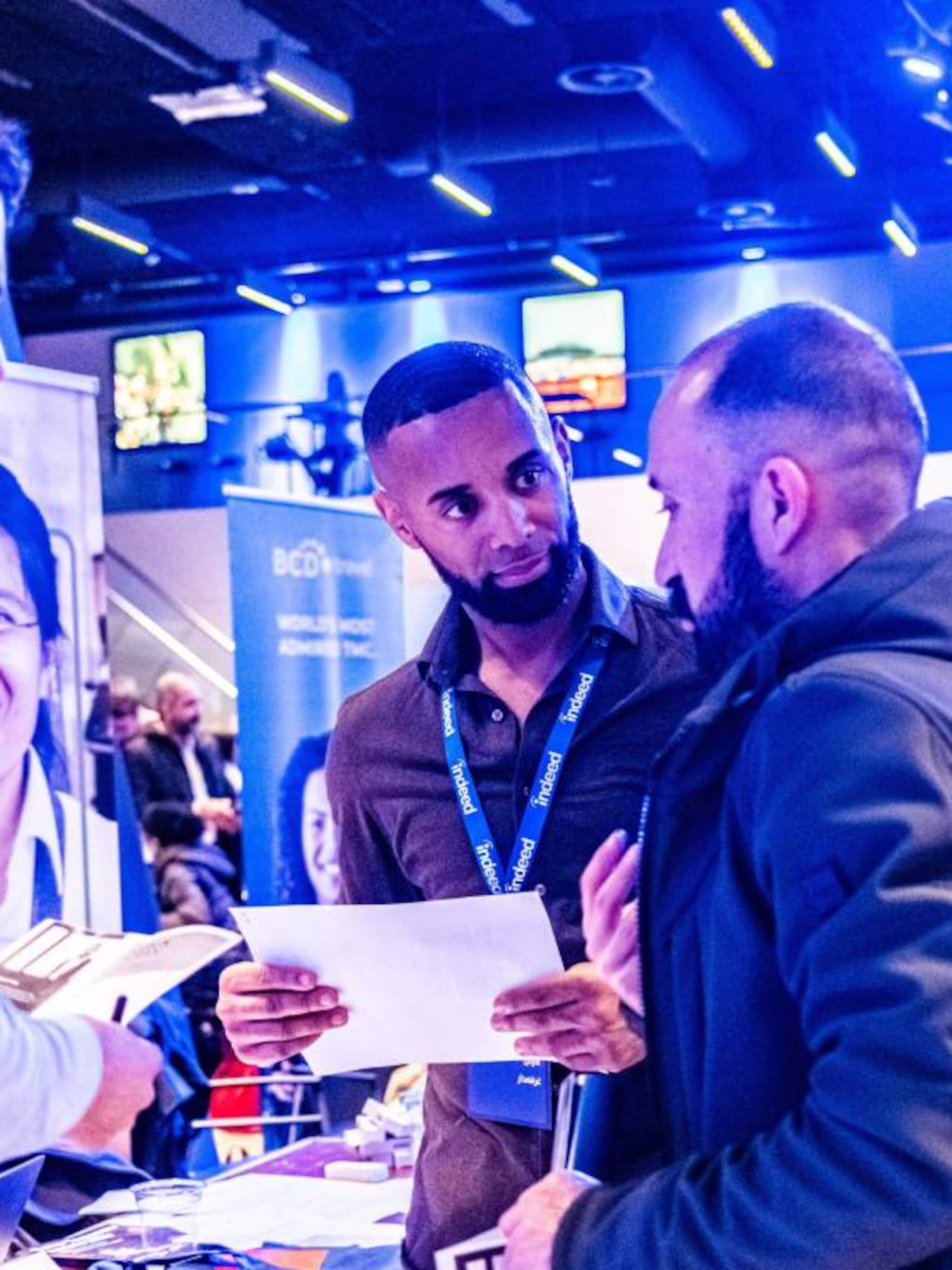 asielzoekers werkvergunning arbeidsmarkt refugee talent hub accenture vluchtelingenwerk