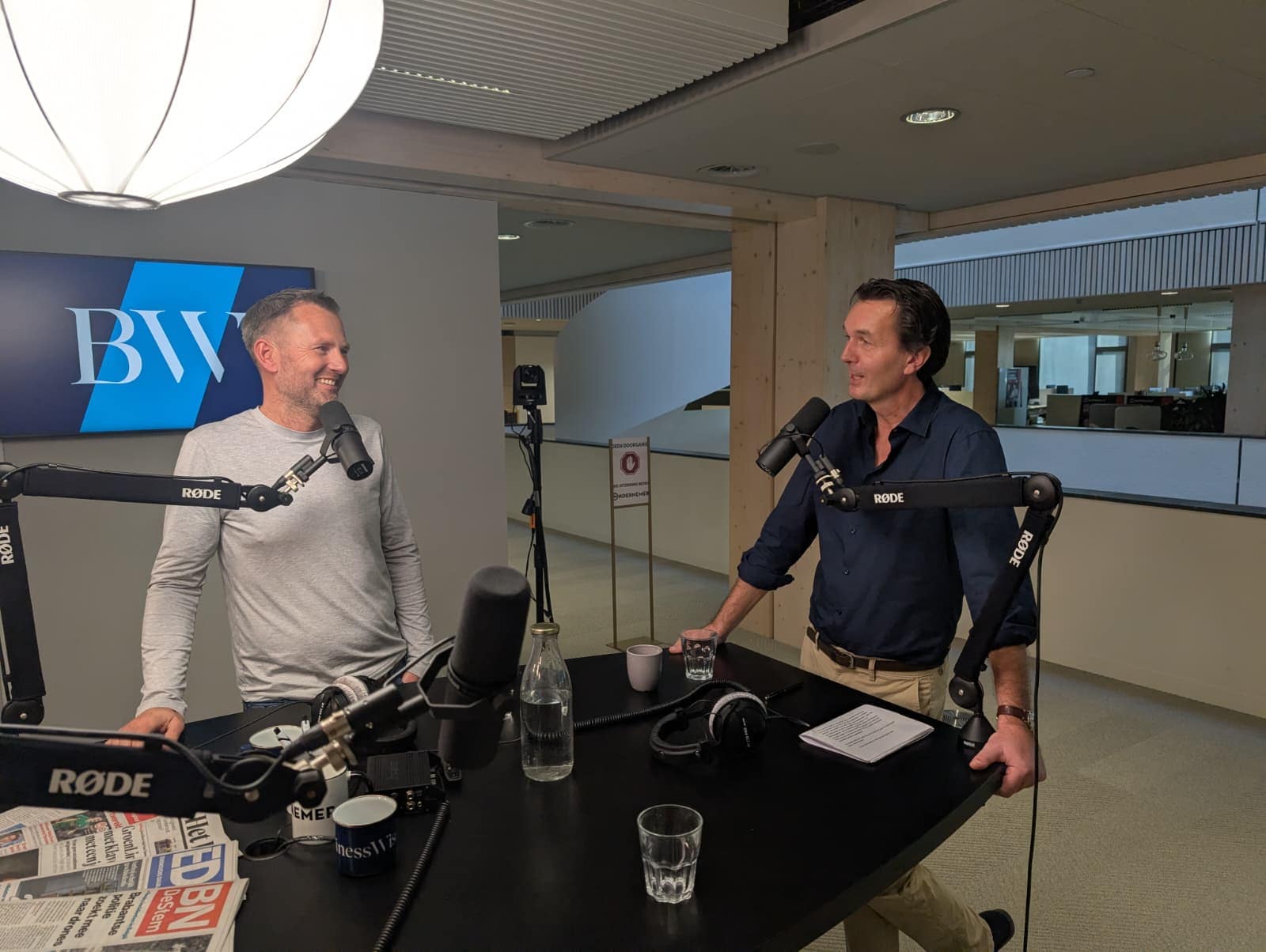 Quintin Schevernels en Paul van Riessen in At the Top. Foto: BusinessWise Quintin Schevernels en Paul van Riessen in de BusinessWise-studio, voor aanvang van de opname voor At the Top. Foto: BusinessWise