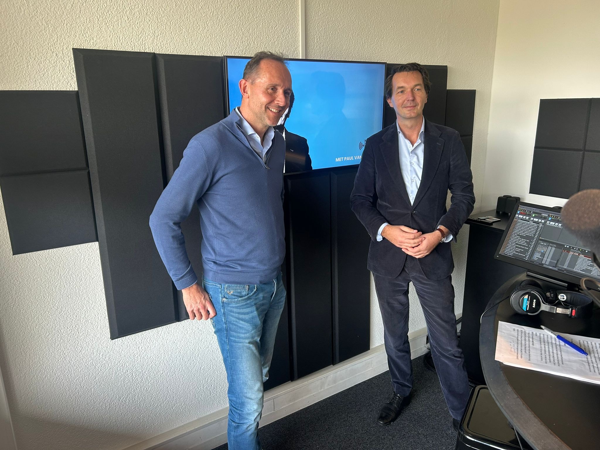 Tom van Aken en 'At the Top'-presentator Paul van Riessen. Foto: Thomas Hendriks Tom van Aken en 'At the Top'-presentator Paul van Riessen. Foto: Thomas Hendriks