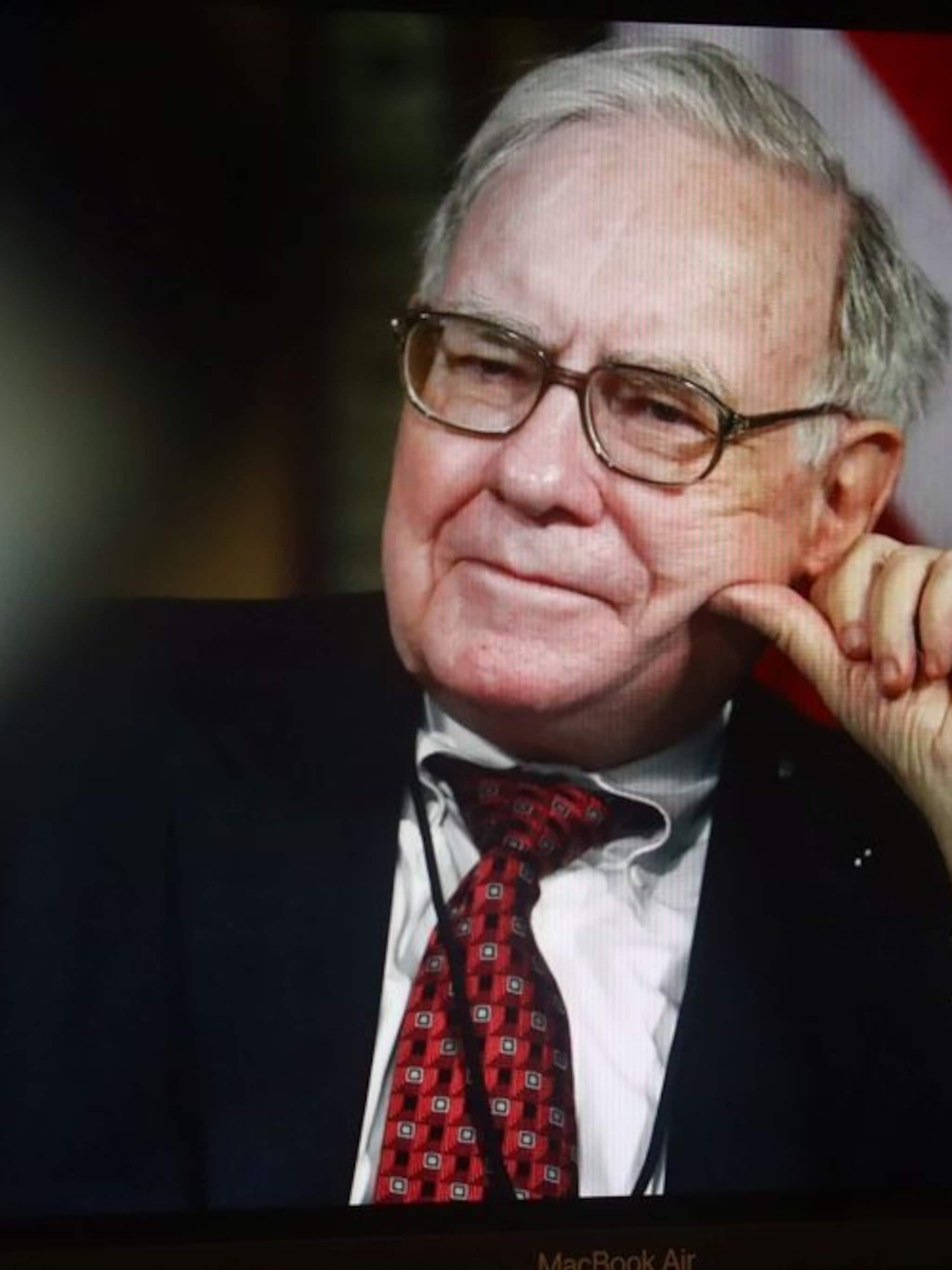 warren buffett zet er vaart achter tot 2034 nog ruim 140 miljard dollar aan schenkingen maar niet aan bill gates