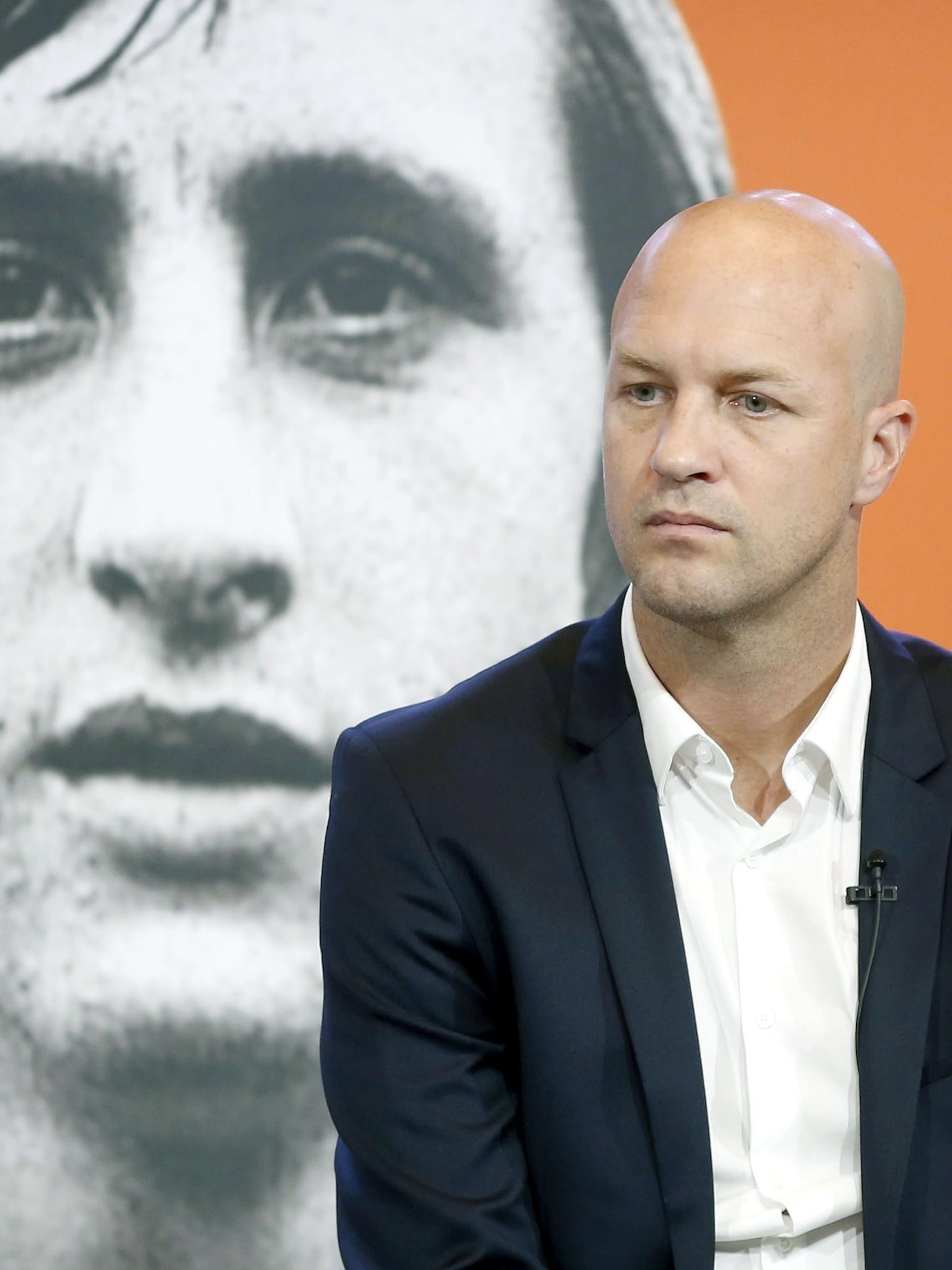 kan jordi cruijff ajax uit de bestuurlijke crisis halen