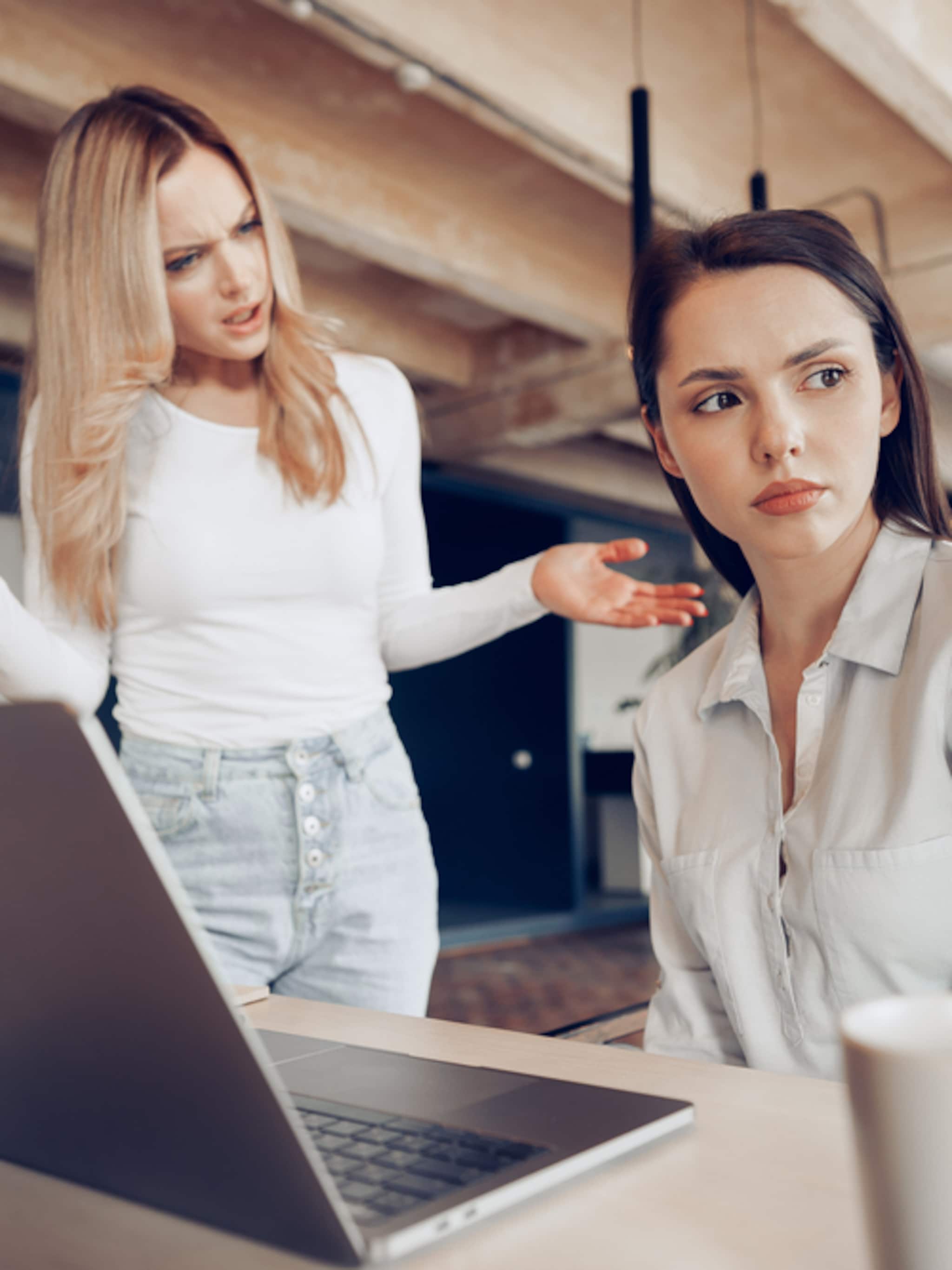 fenna de man wat leiders kunnen leren van kritische collegas