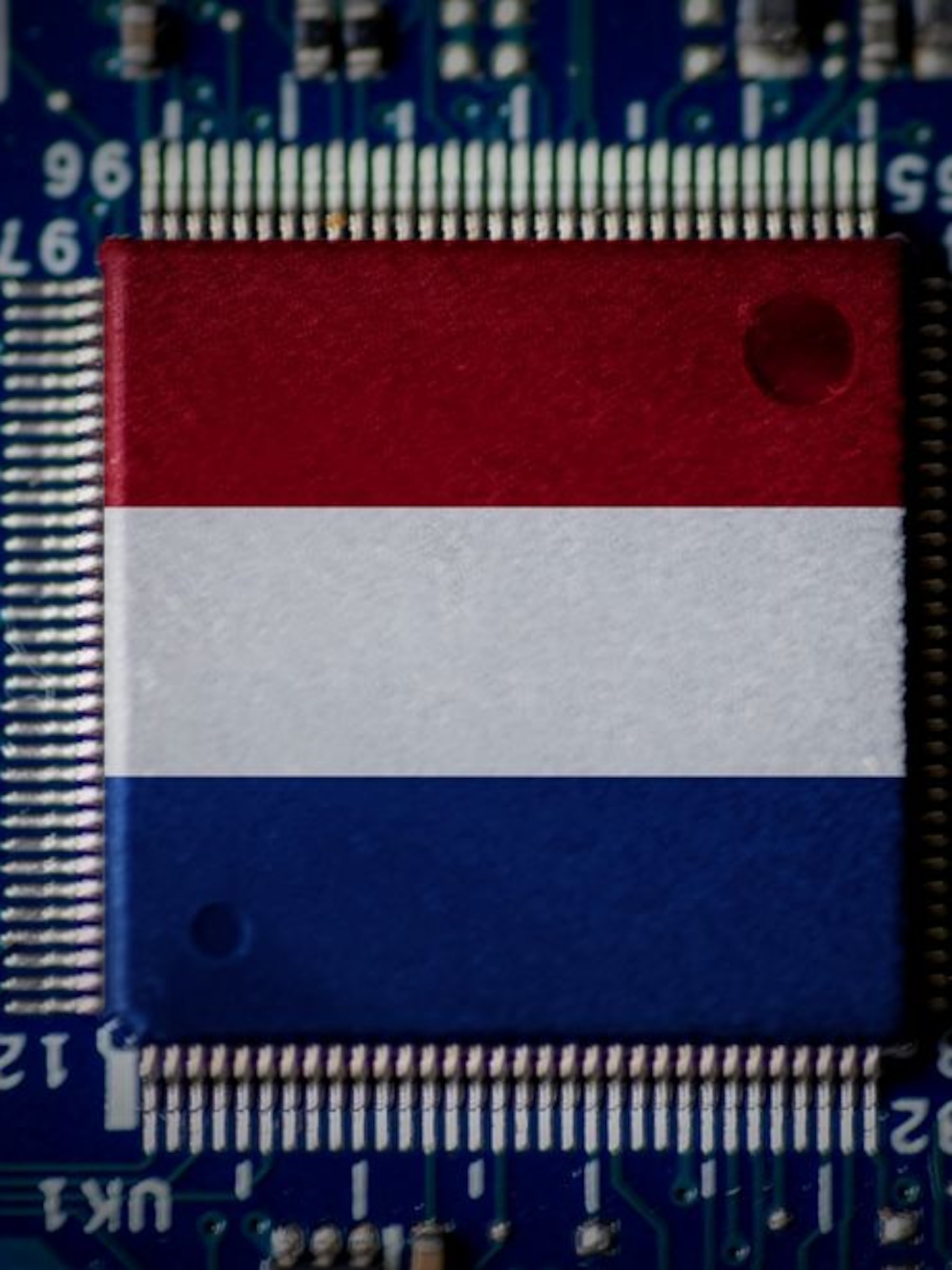 waarom nederland miljarden extra in ai moet investeren willem jonker