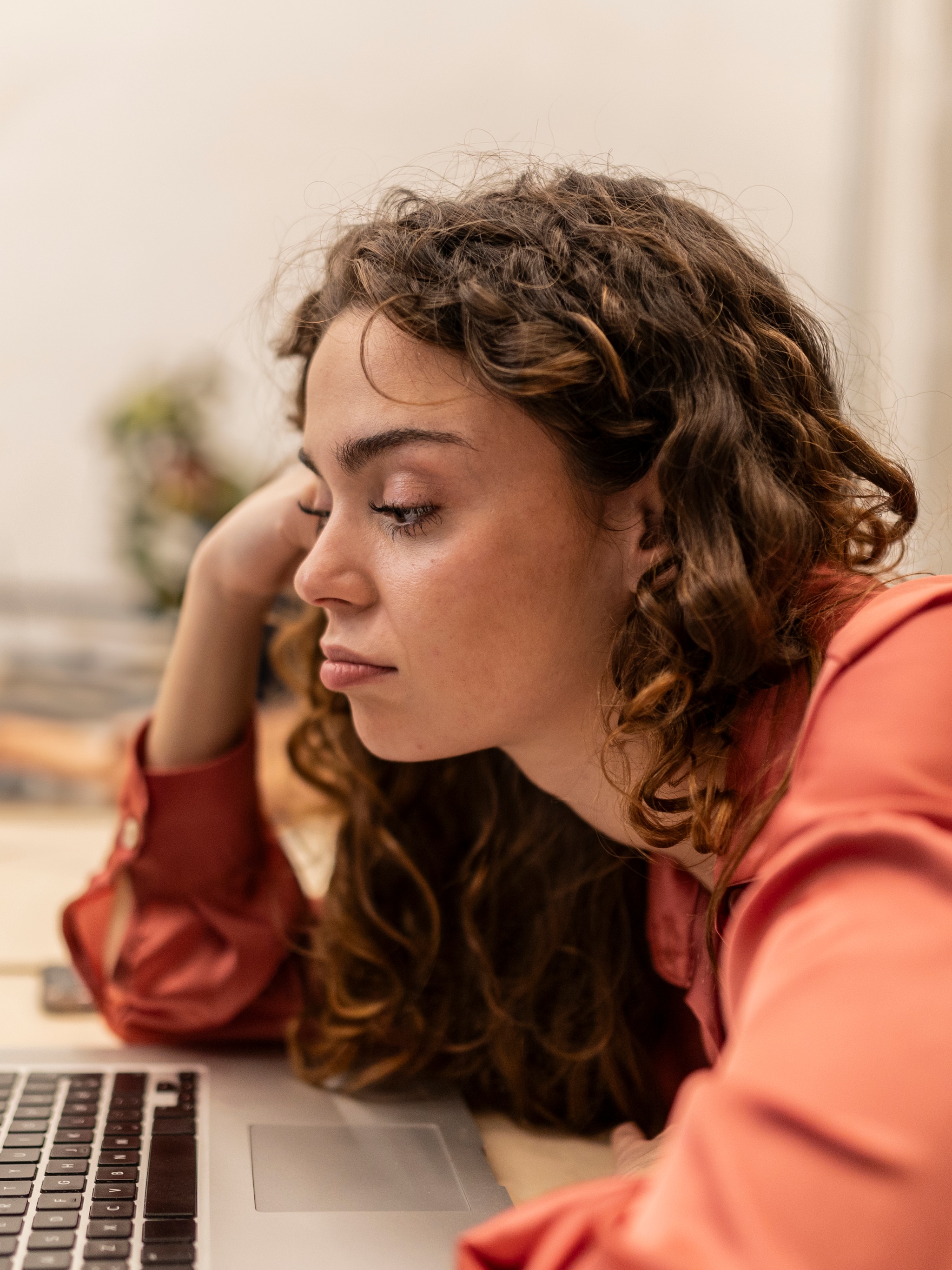 aantal startersfuncties gehalveerd door opkomst ai